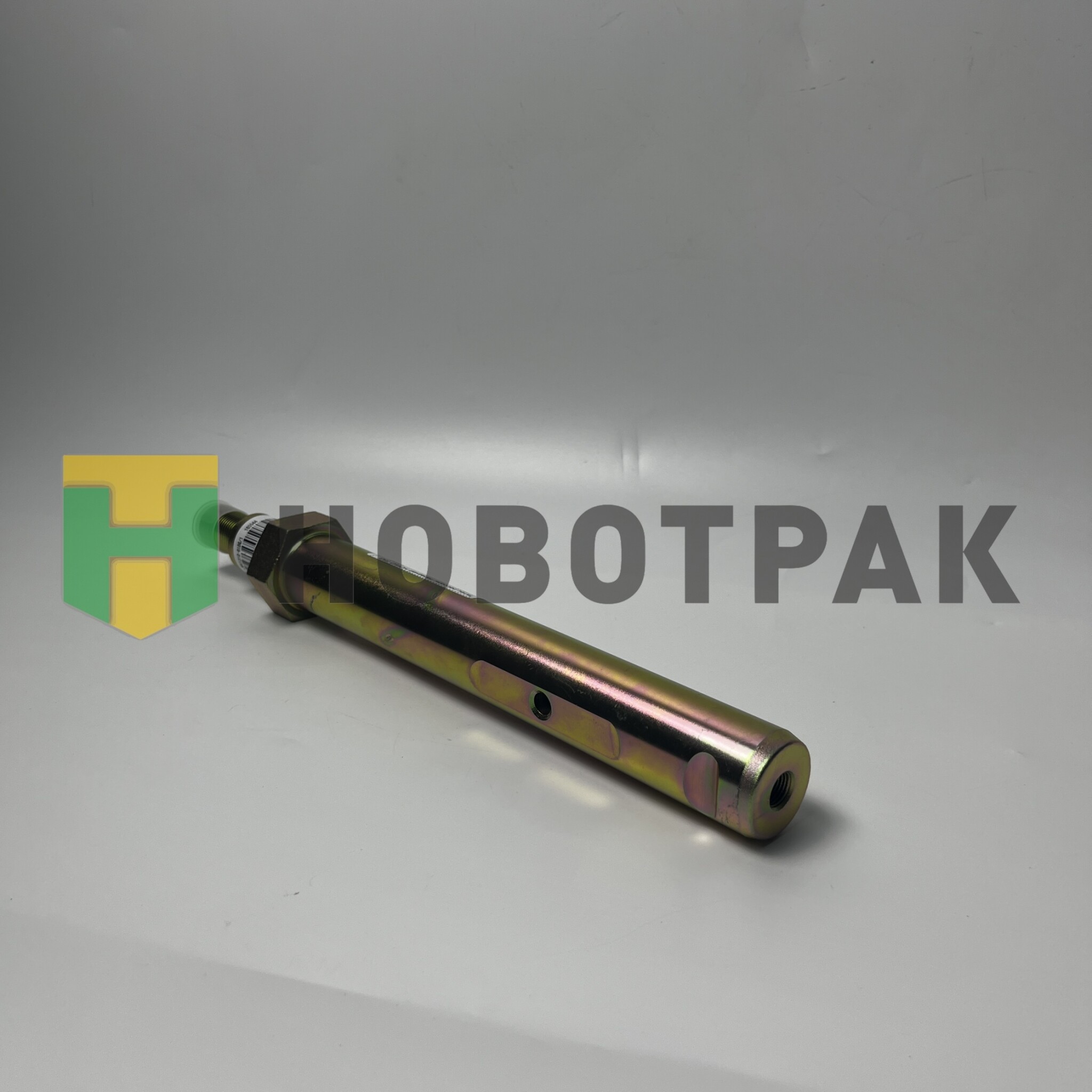 Палец рессоры передней HOWO T5G SITRAK под гидроцилиндр с гайкой (712W413100100)