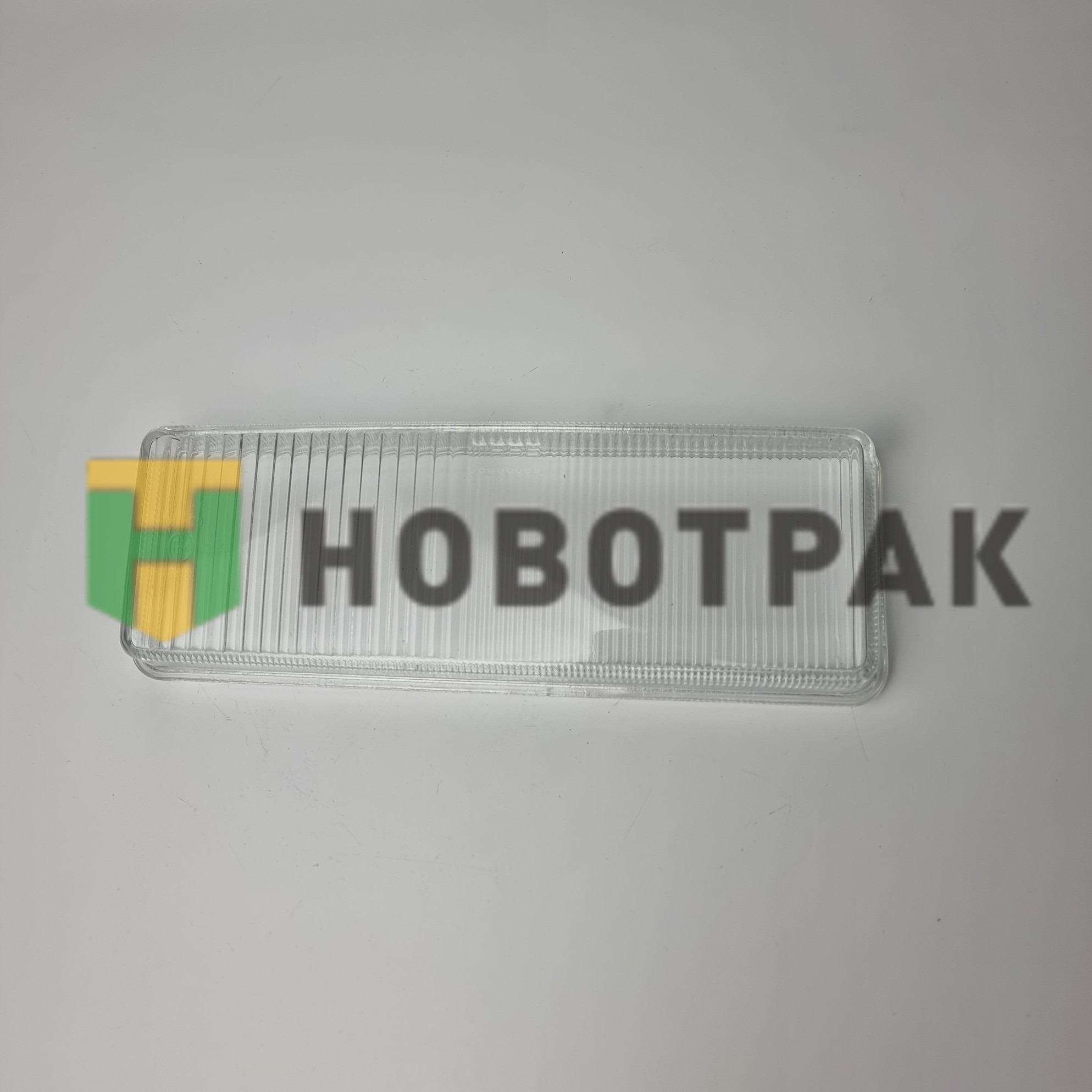 Стекло фары противотуманной M692011