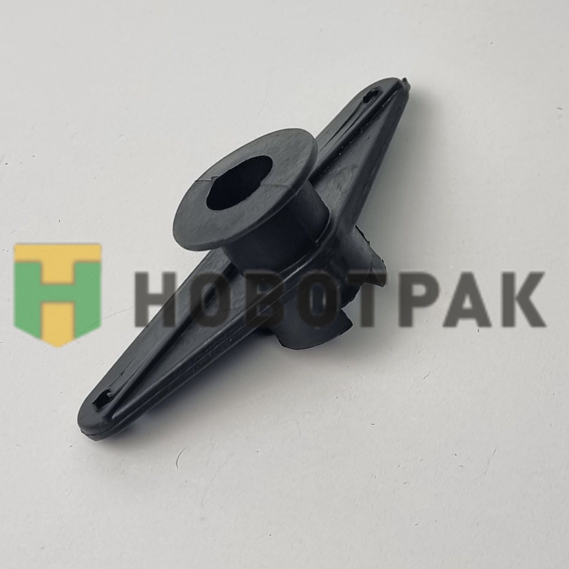 Кронштейн замка двери Scania 043183