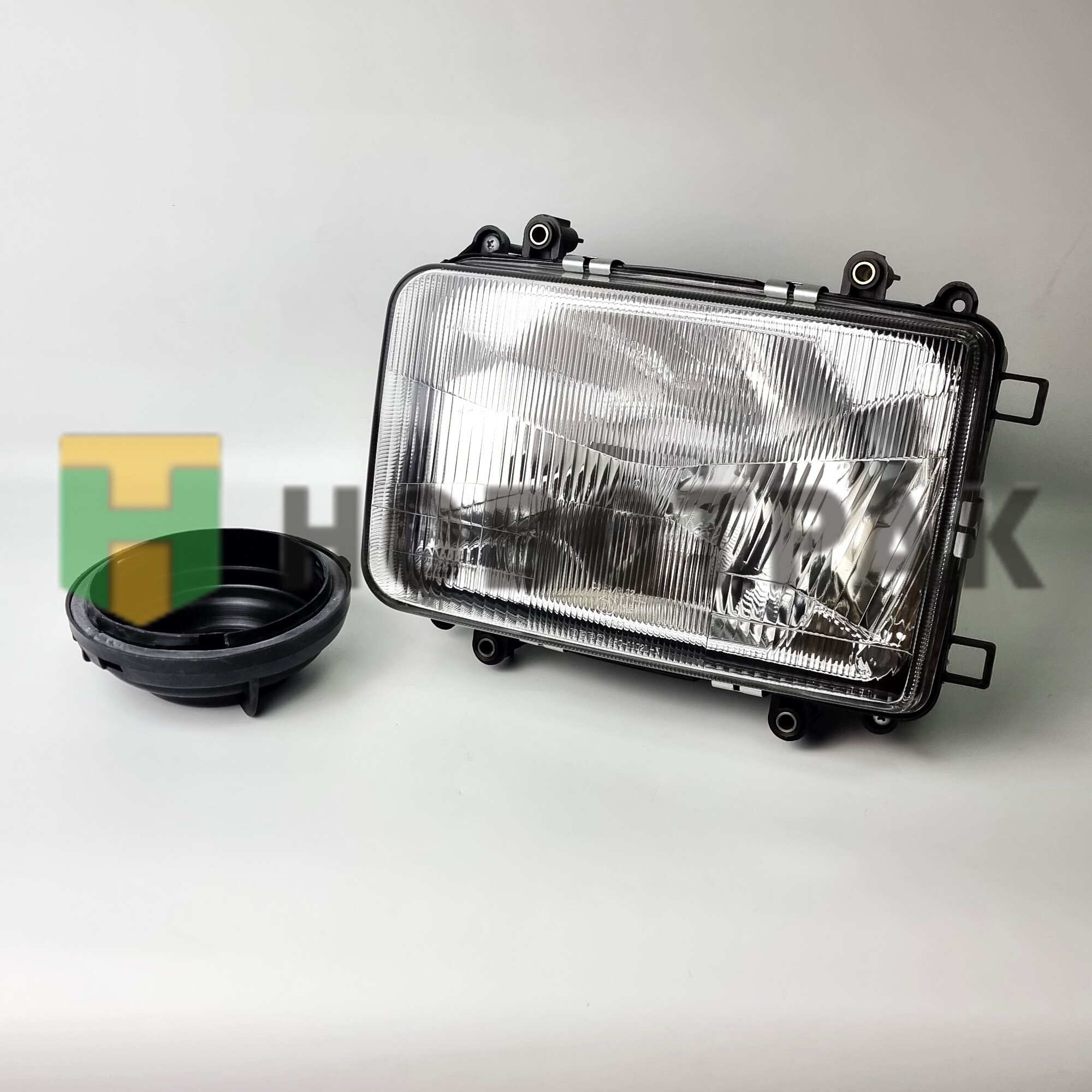 Фара головного света левая DAF 4501102LLDEN