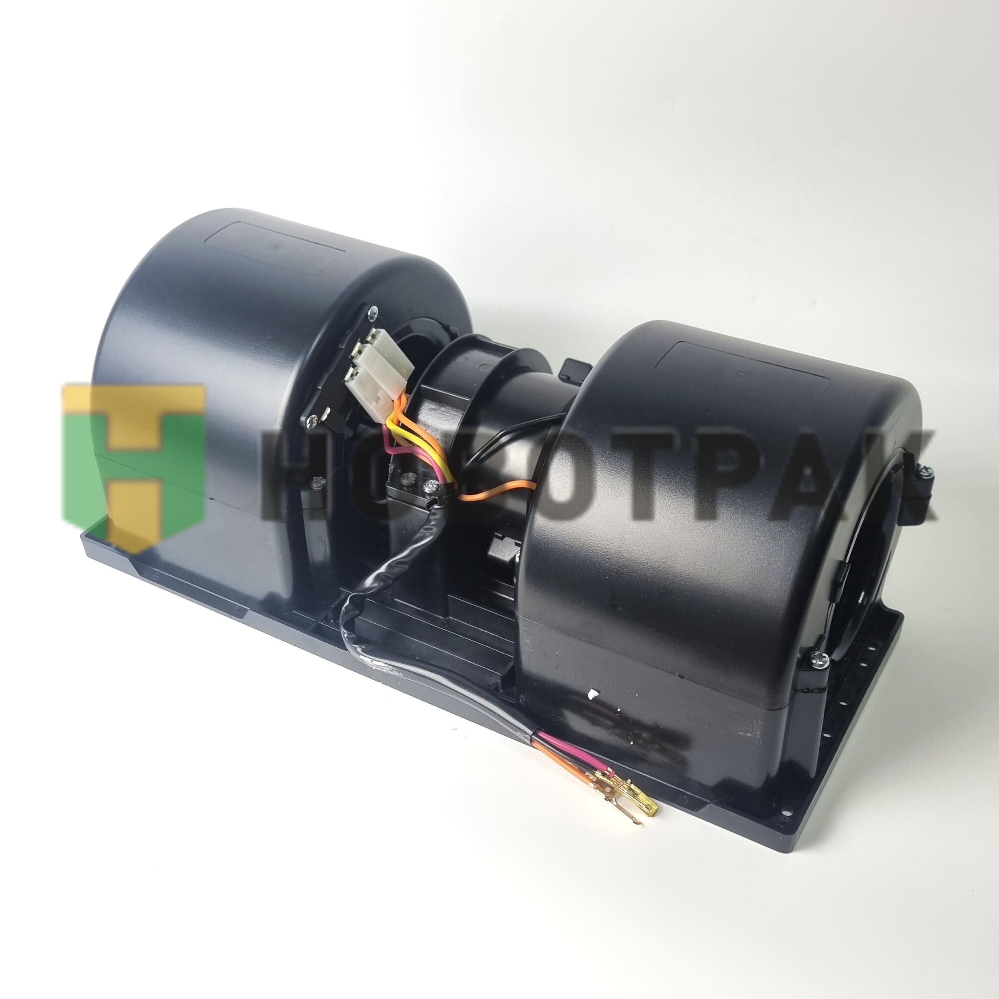 Вентилятор отопителя ПАЗ/КАВЗ/BUS 3-х ступенчатый 46M012