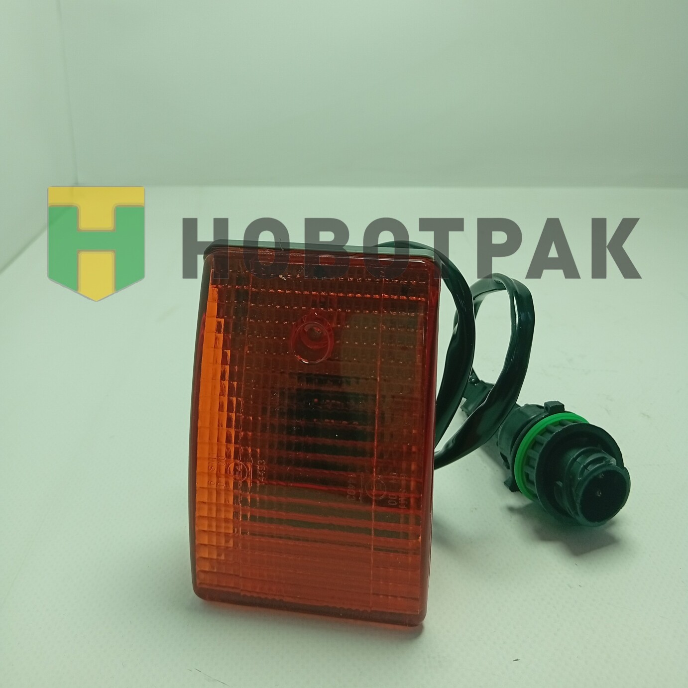 Повторитель поворота левый MB Actros 8890506SX