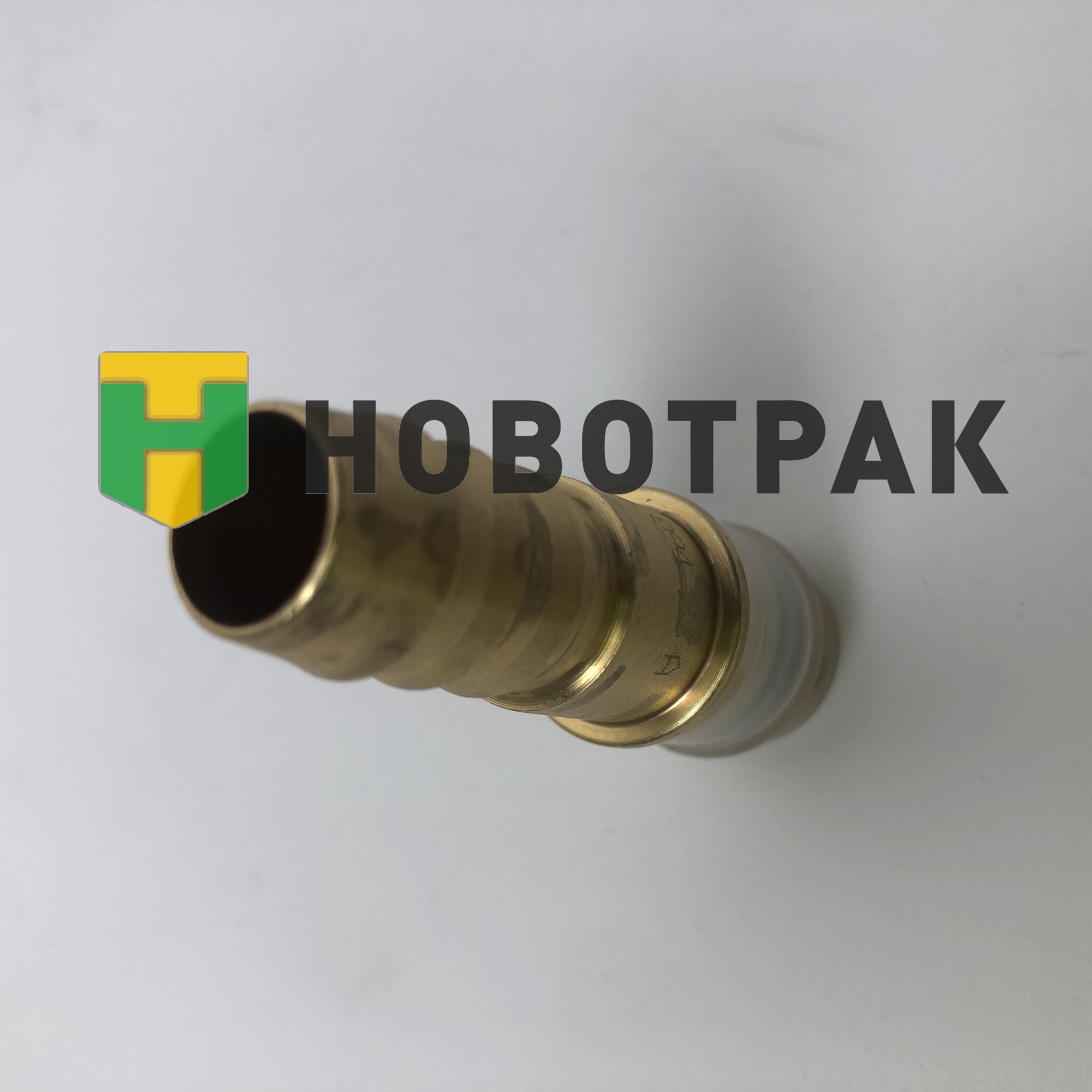 Соединитель d12x16/di14.8 L5/RVI