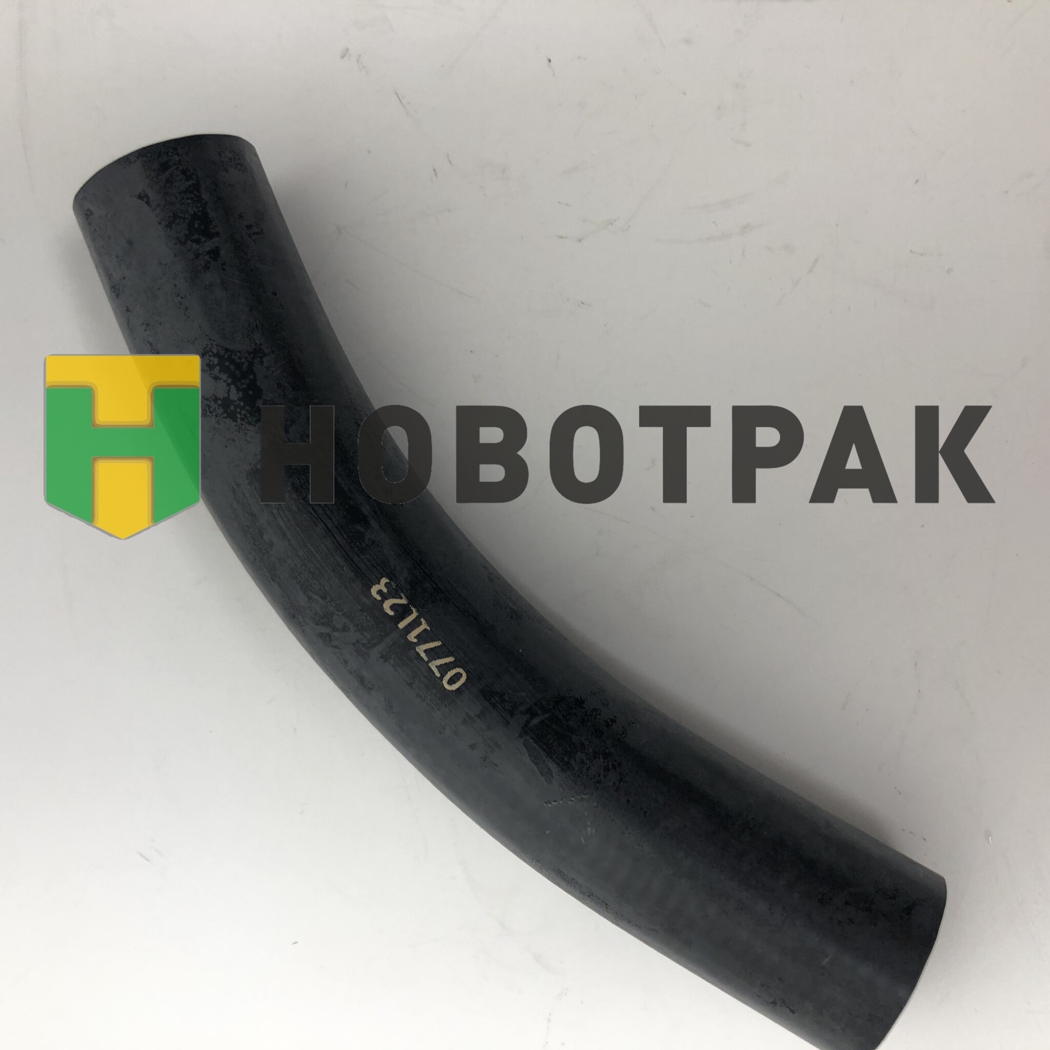 Патрубок отопителя Volvo 56402