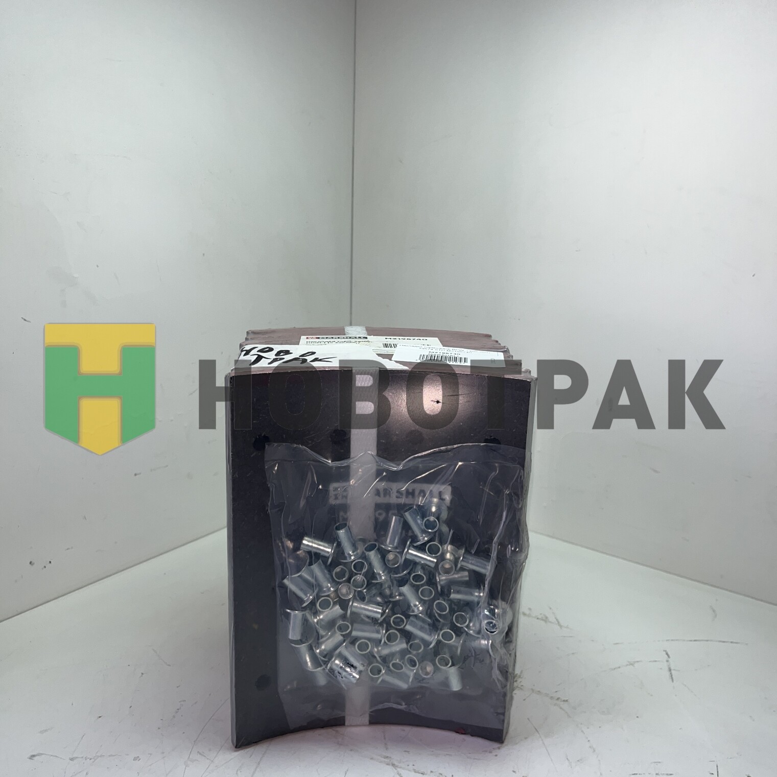 Накладки тормозные BPW (300-200) 19574 STD M2195740