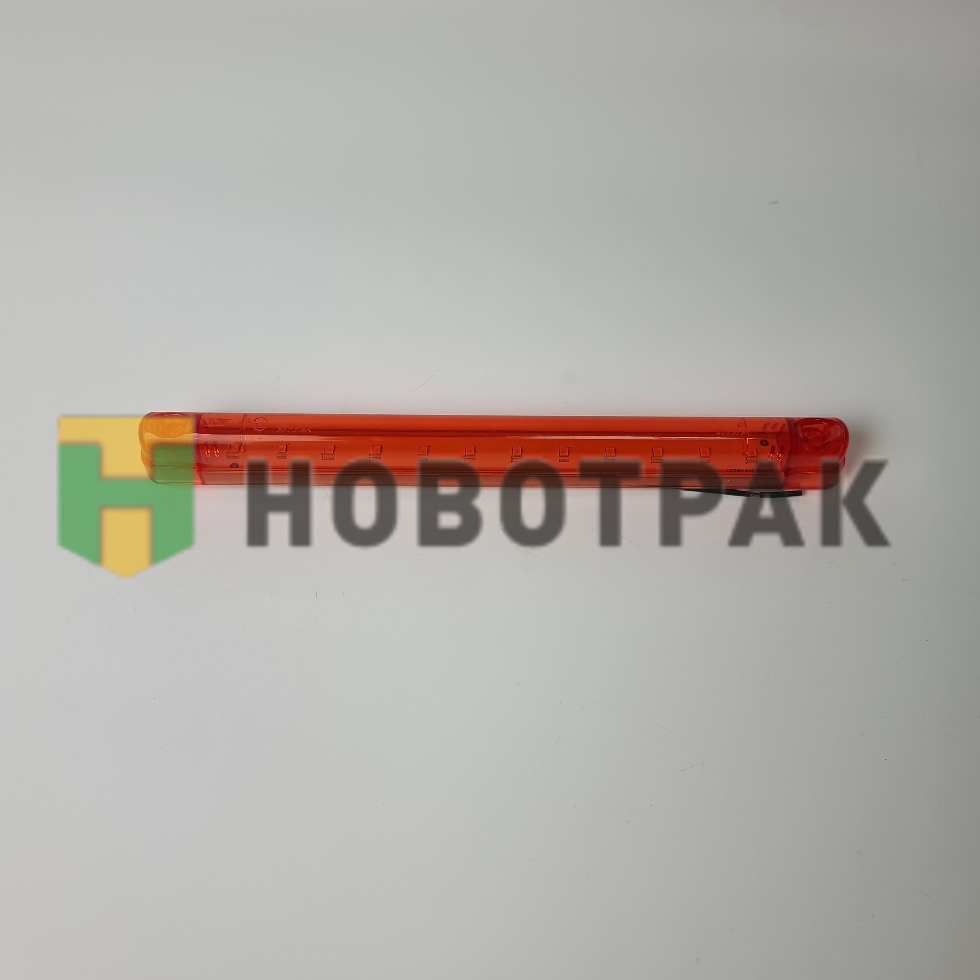 Фонарь габаритный LED красный "линейка Х"