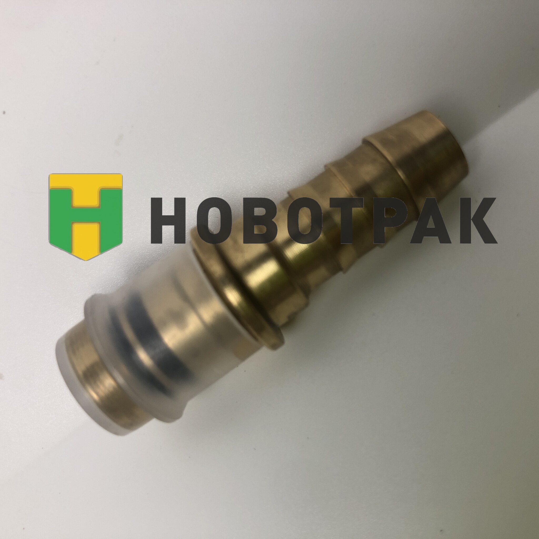 Штуцер топливной системы 1/2 d9x12/di11.7L46\RVI