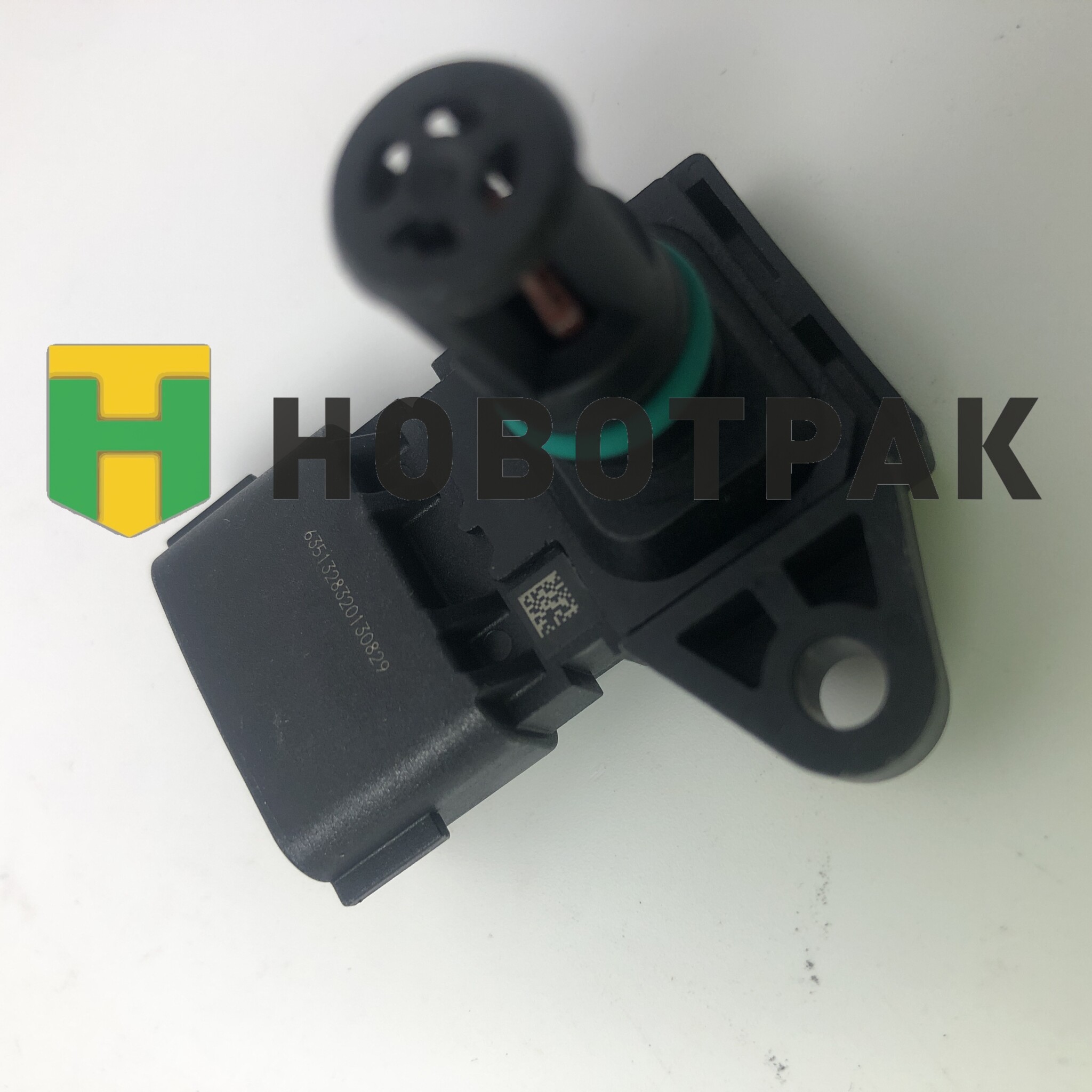Датчик температуры и давления воздуха HOWO T5G MC11 Евро-5 VG1557090012