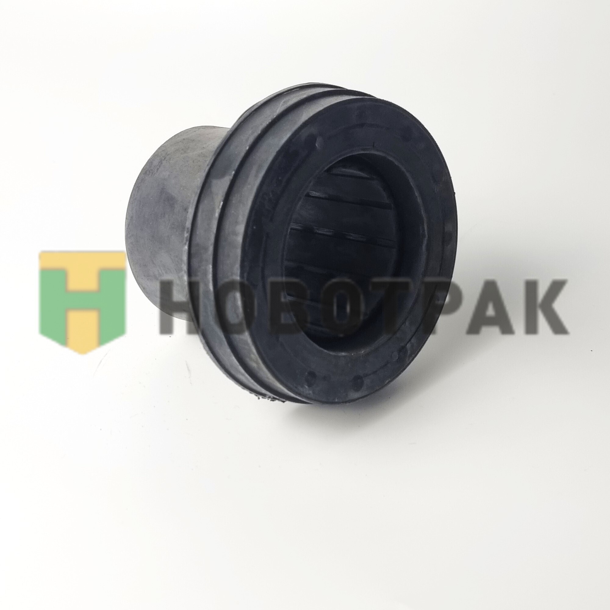 R "НАЛИЧКА" Сайлентблок рессоры 75*55*83 MAN 7617