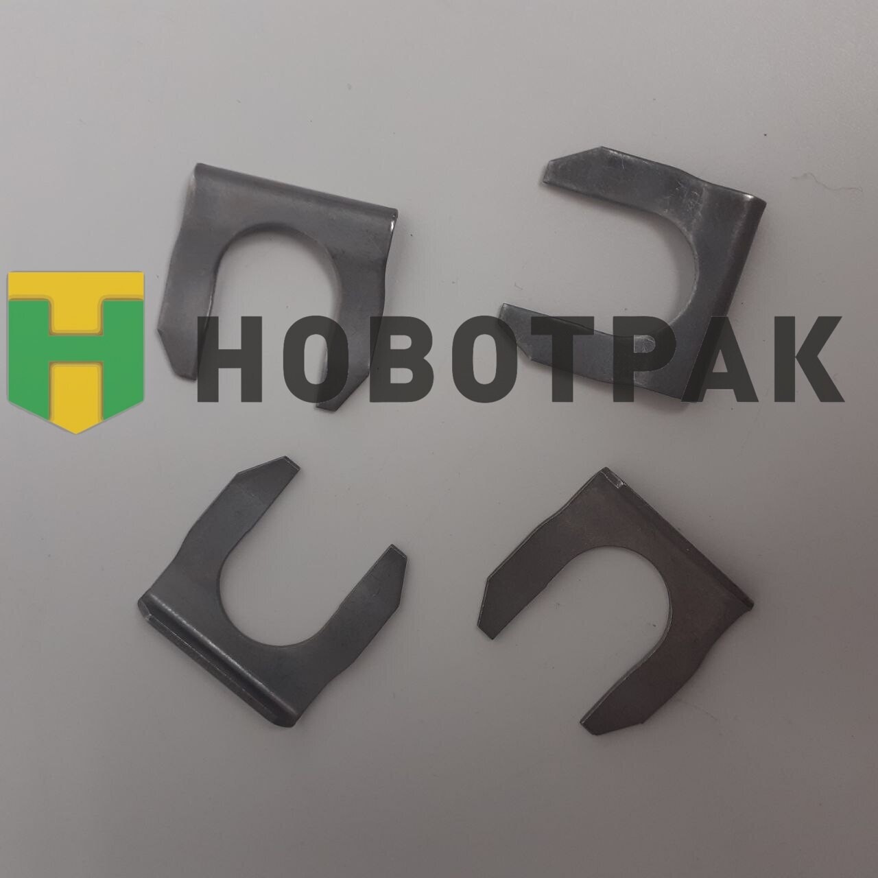 Фиксатор троса КПП 81326550007