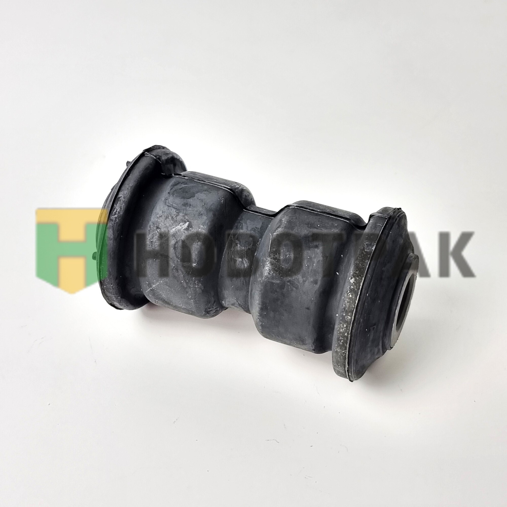 Сайлентблок кронштейна рессоры RVI Midlum 080062