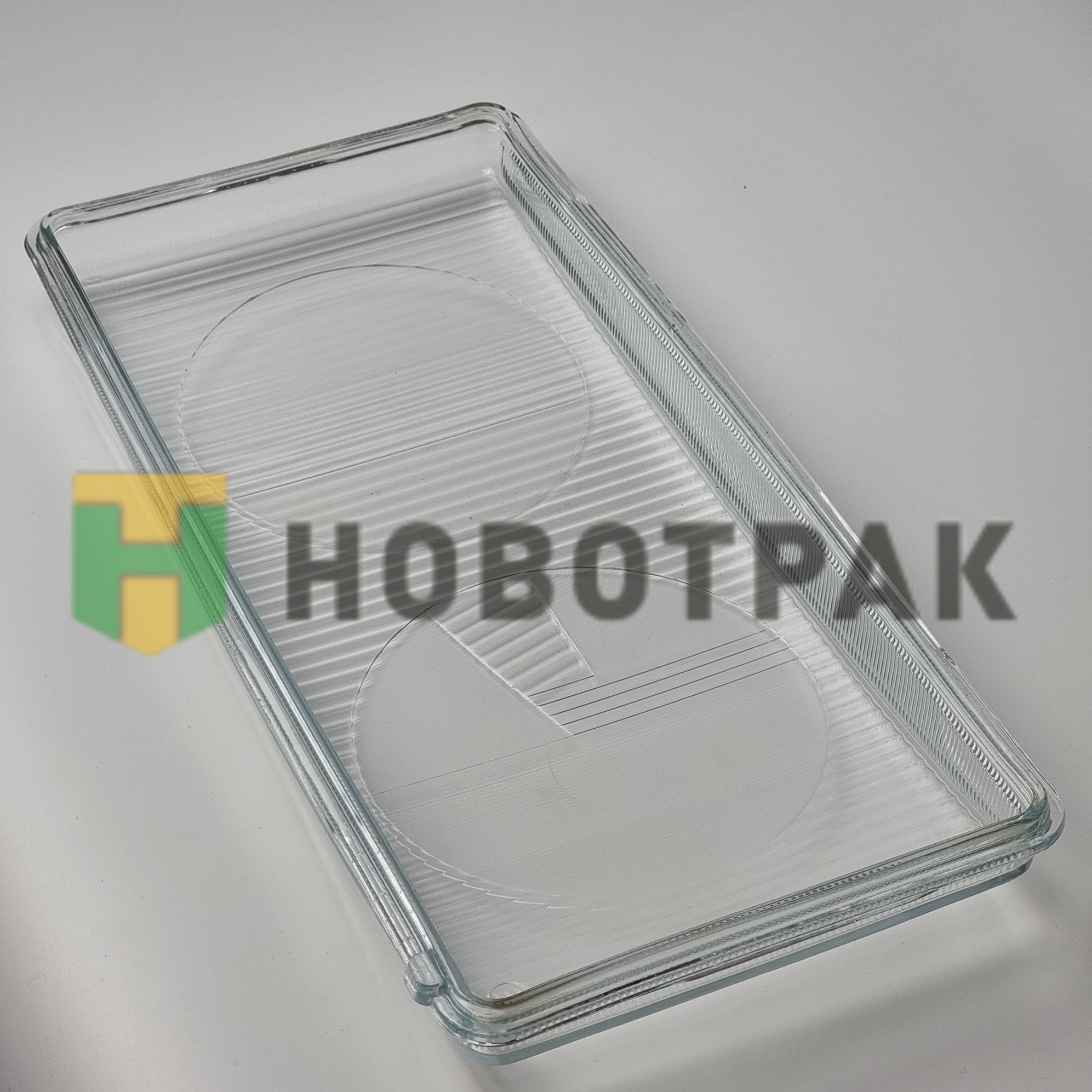Стекло фары MAN F2000 правое TD0157001RS