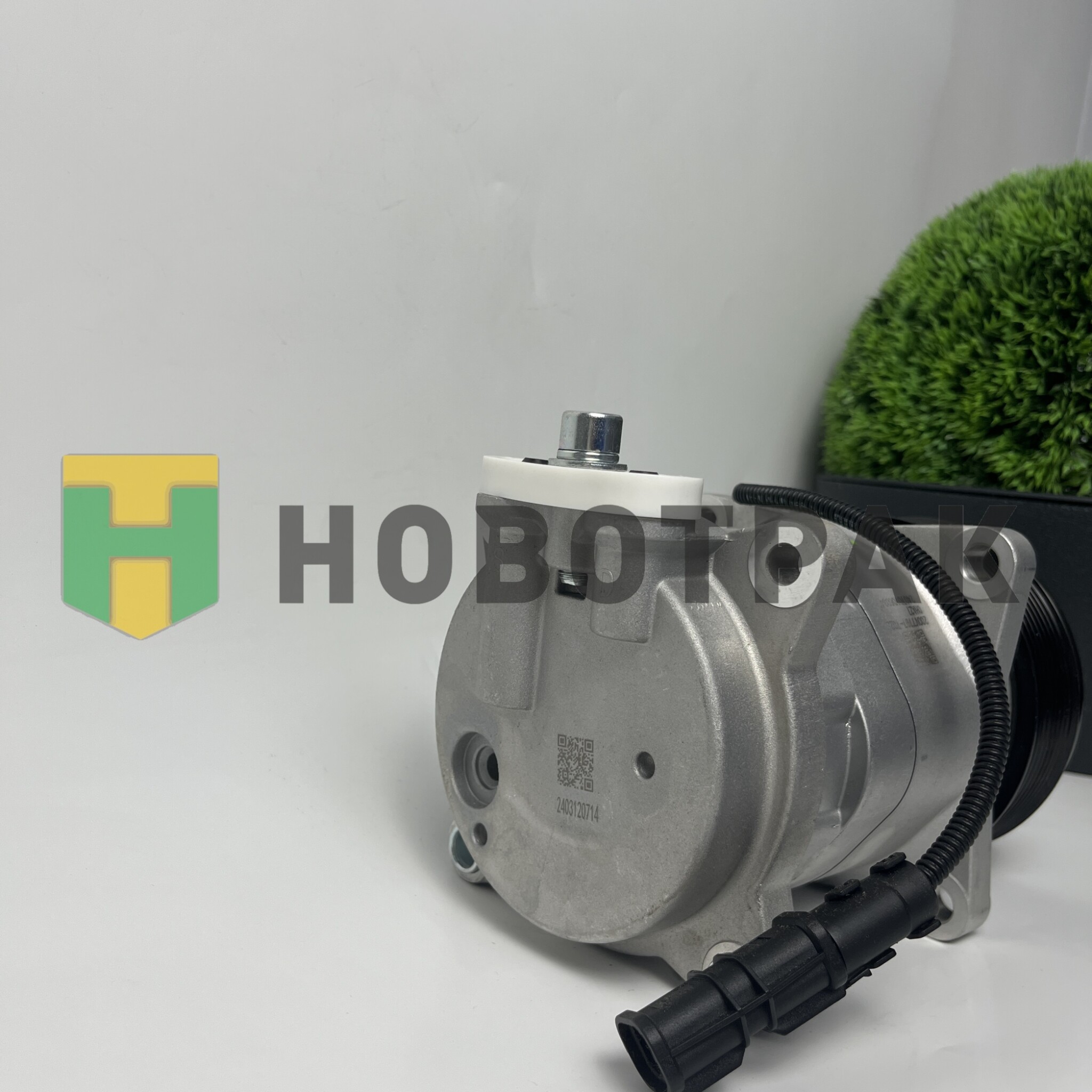 Компрессор кондиционера HOWO T5G (200V77970-7028)