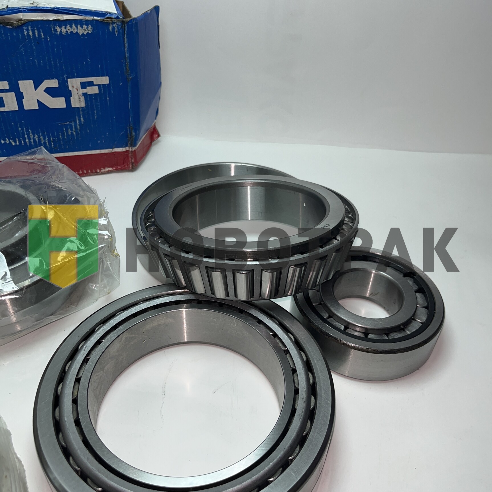 Комплект подшипников на задний редуктор YUTONG R460