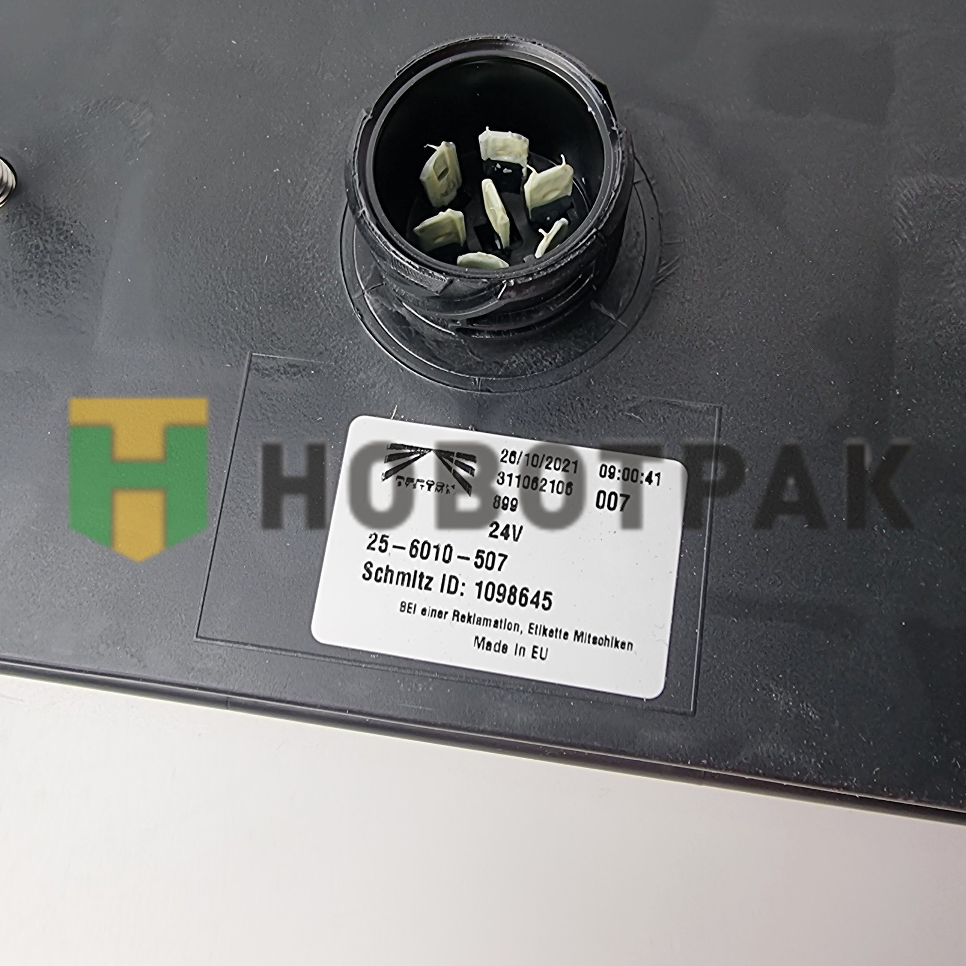 Фонарь задний Schmitz EP II левый (габарит LED с разъемом ASS 2) 256010501