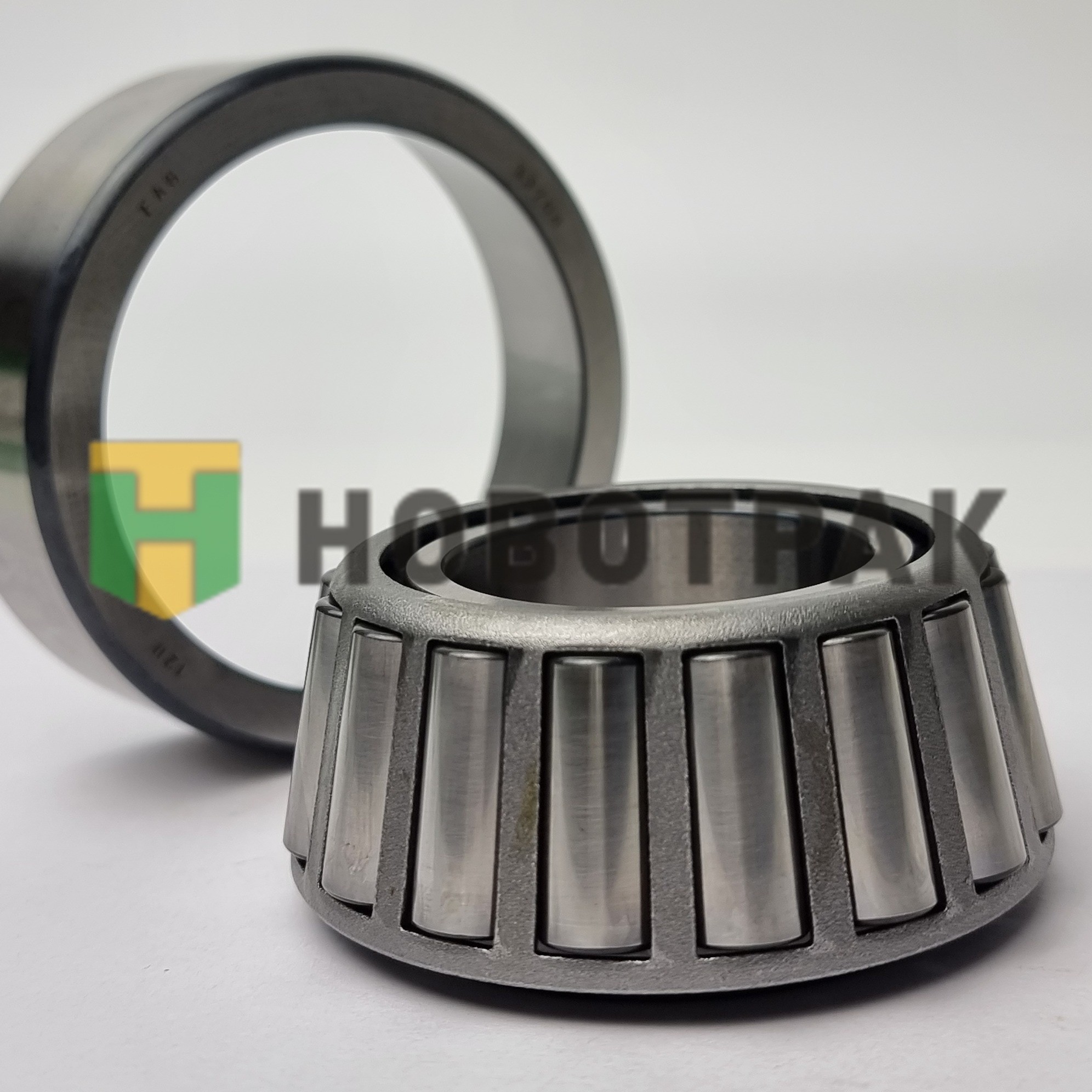 Подшипник ступичный 33208 40-80-32 DAF/MAN/MB 7220693100