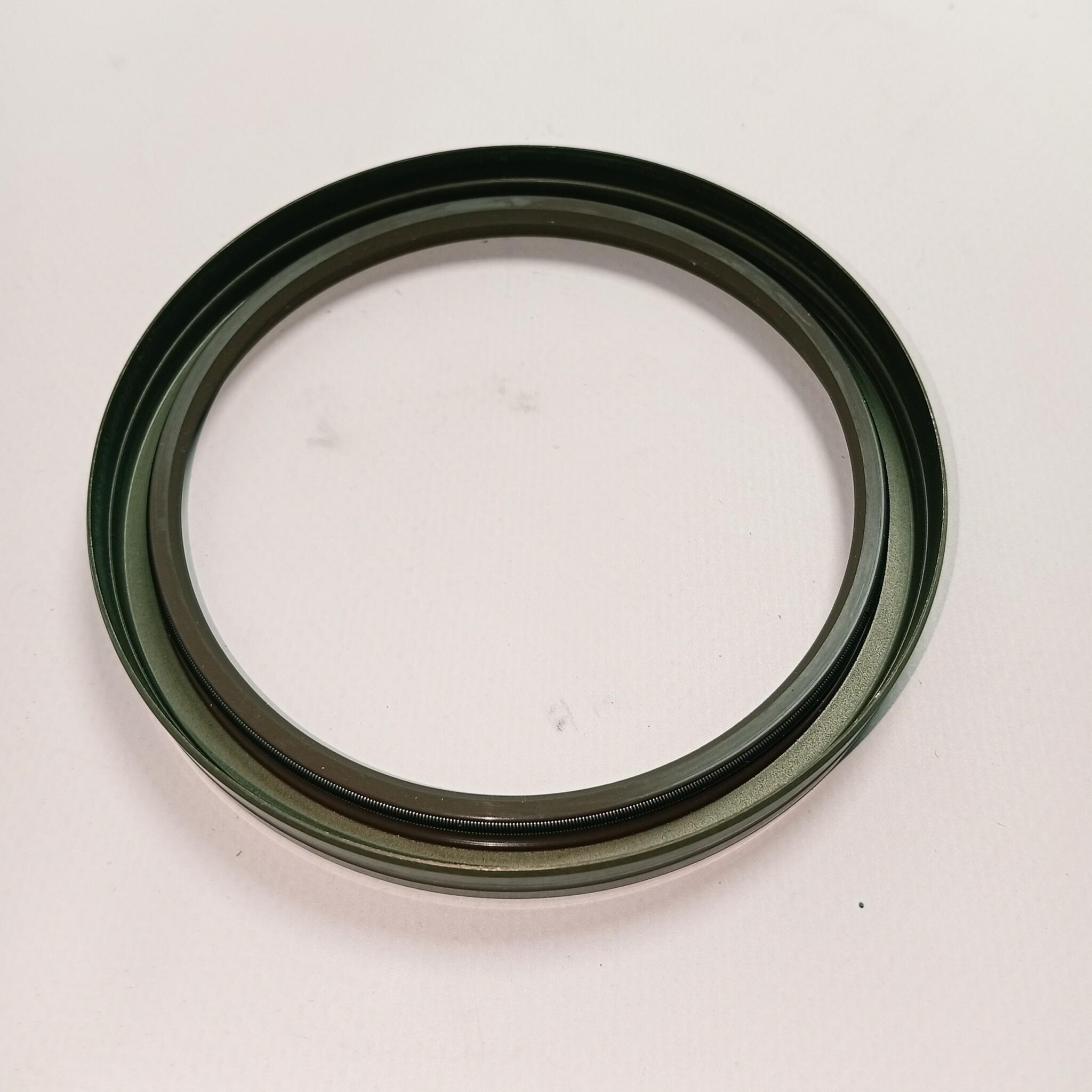 Сальник КПП MB 01017136B