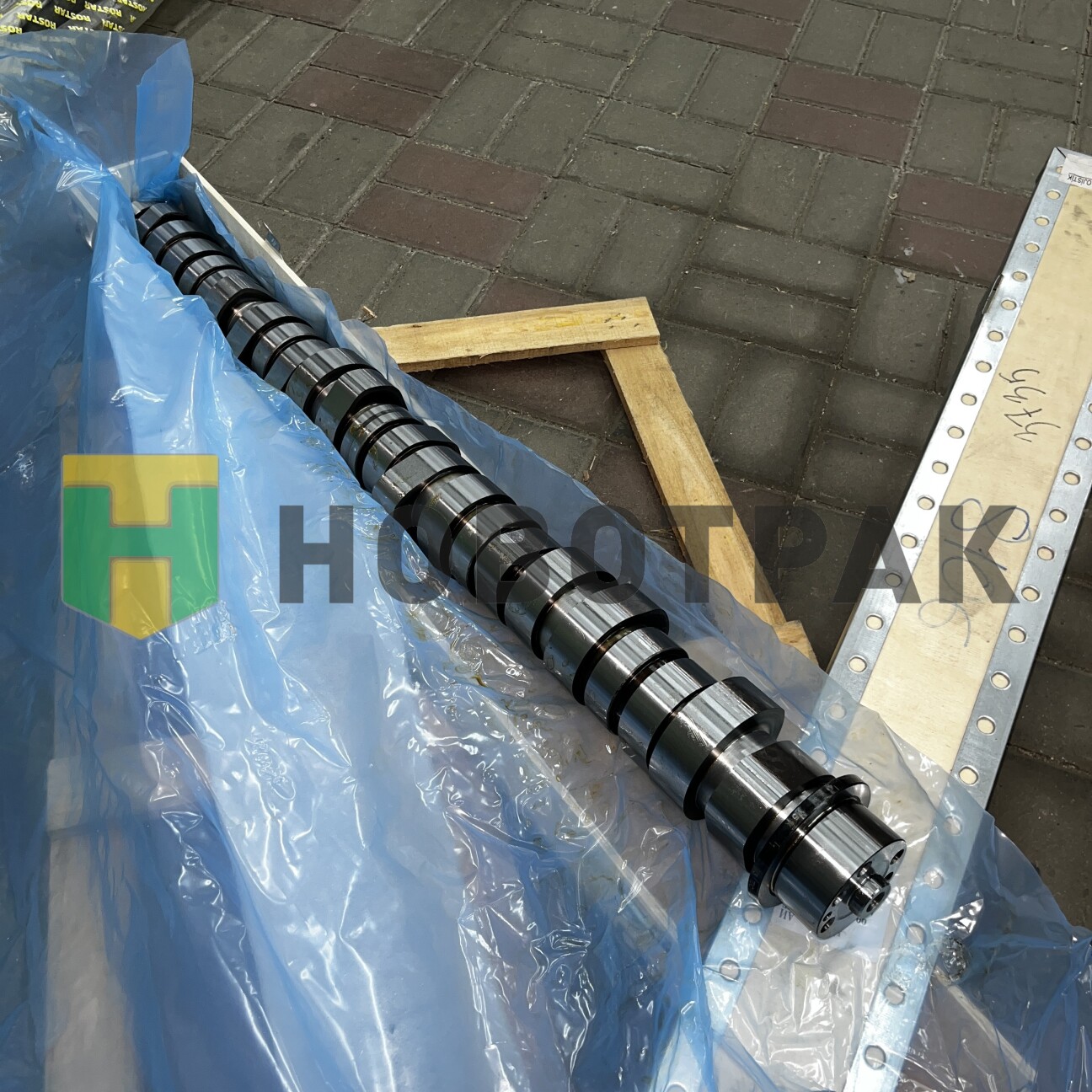 Распредвал RVI DXI11/VOLVO D11 7420746808
