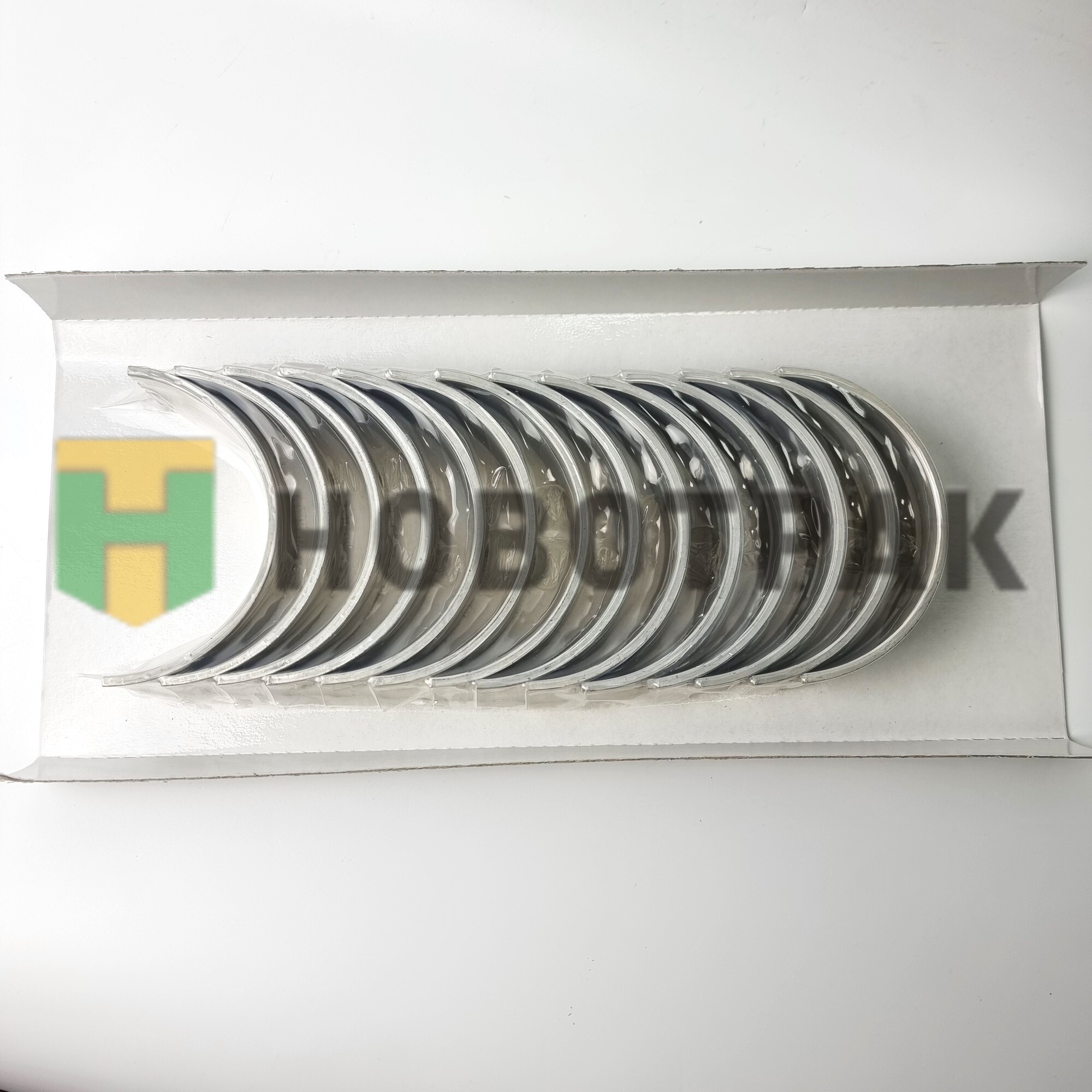 Вкладыши коренные комплект 7 шеек D2066