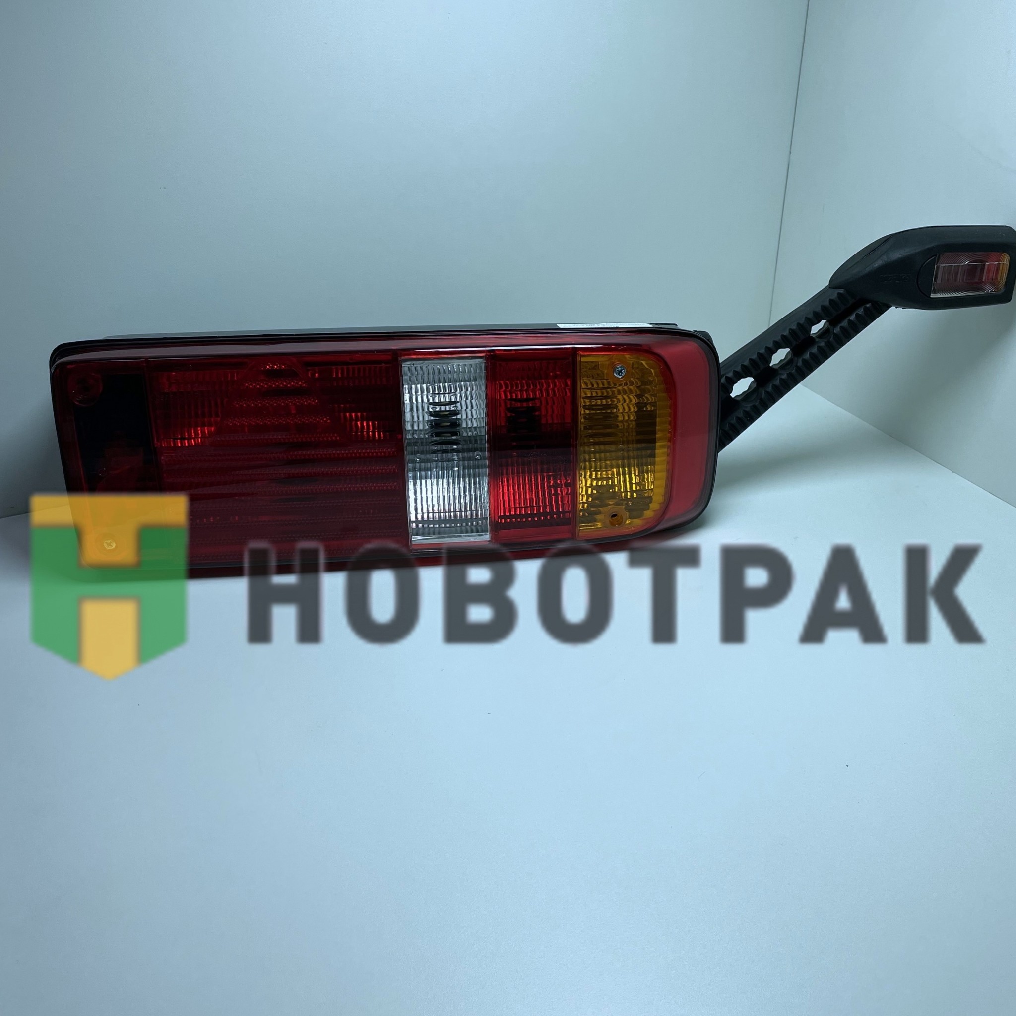 Фонарь задний Krone/DAF правый (с разъемом АМР и габаритом)