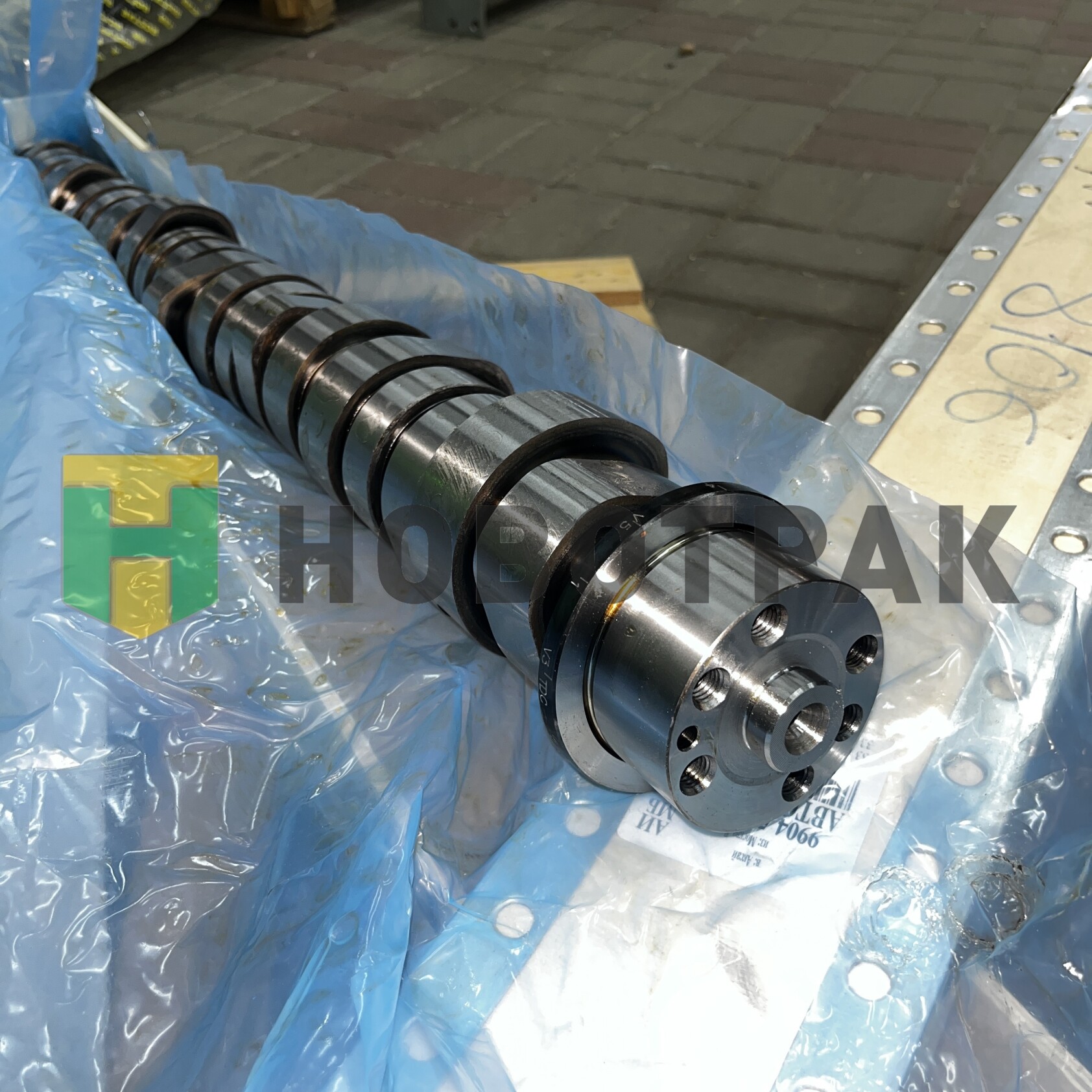 Распредвал RVI DXI11/VOLVO D11 7420746808