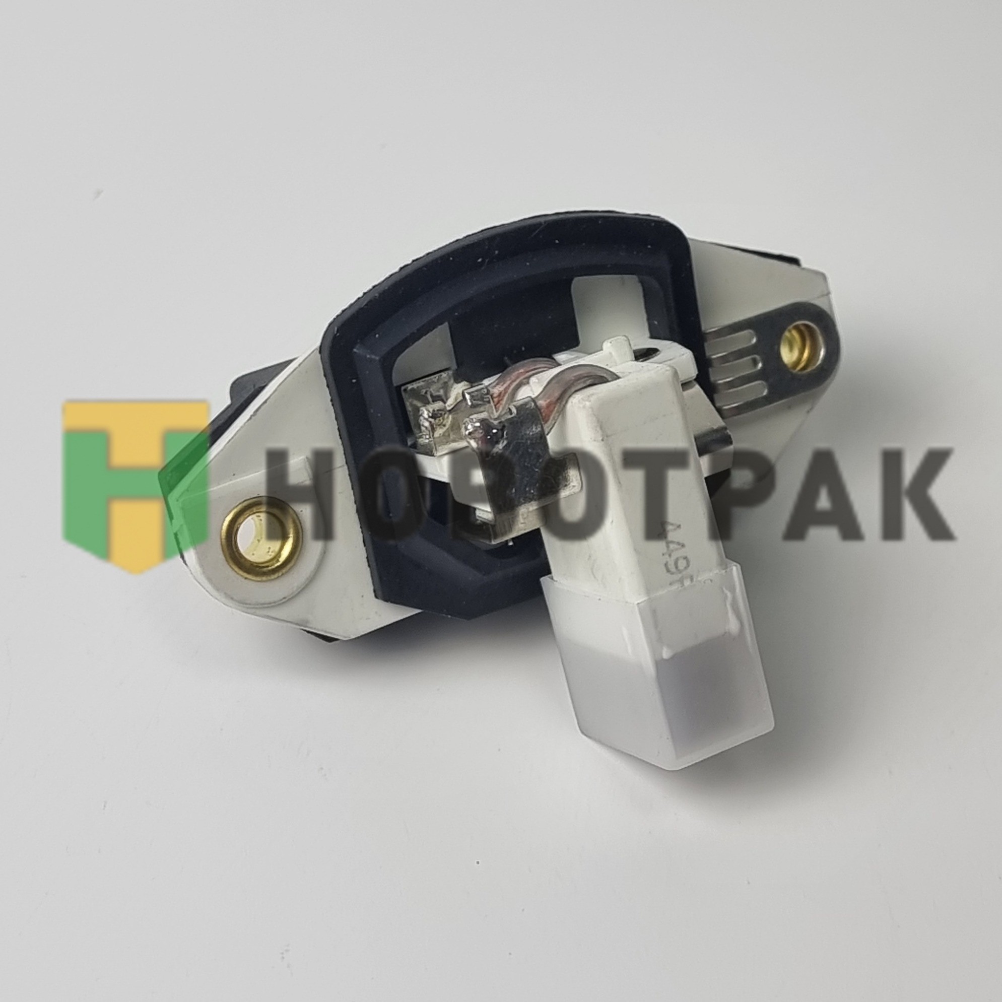 Реле генератора 28.0V 5DR004241171