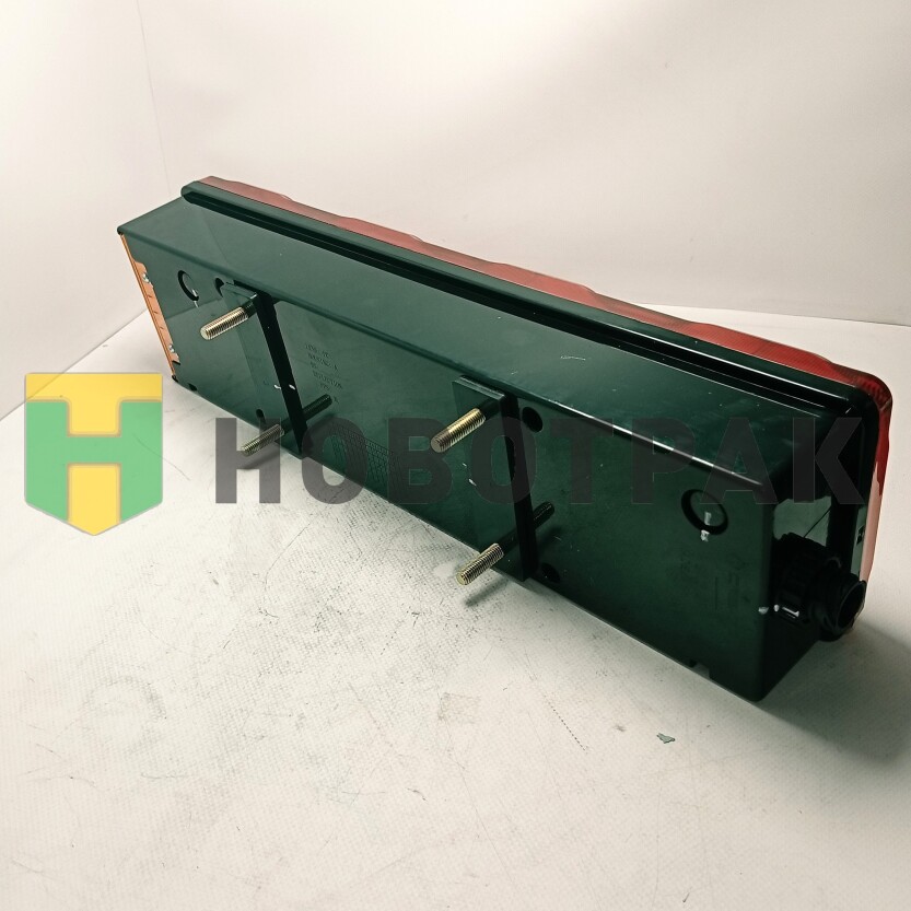 Фонарь задний правый SITRAK CK3027