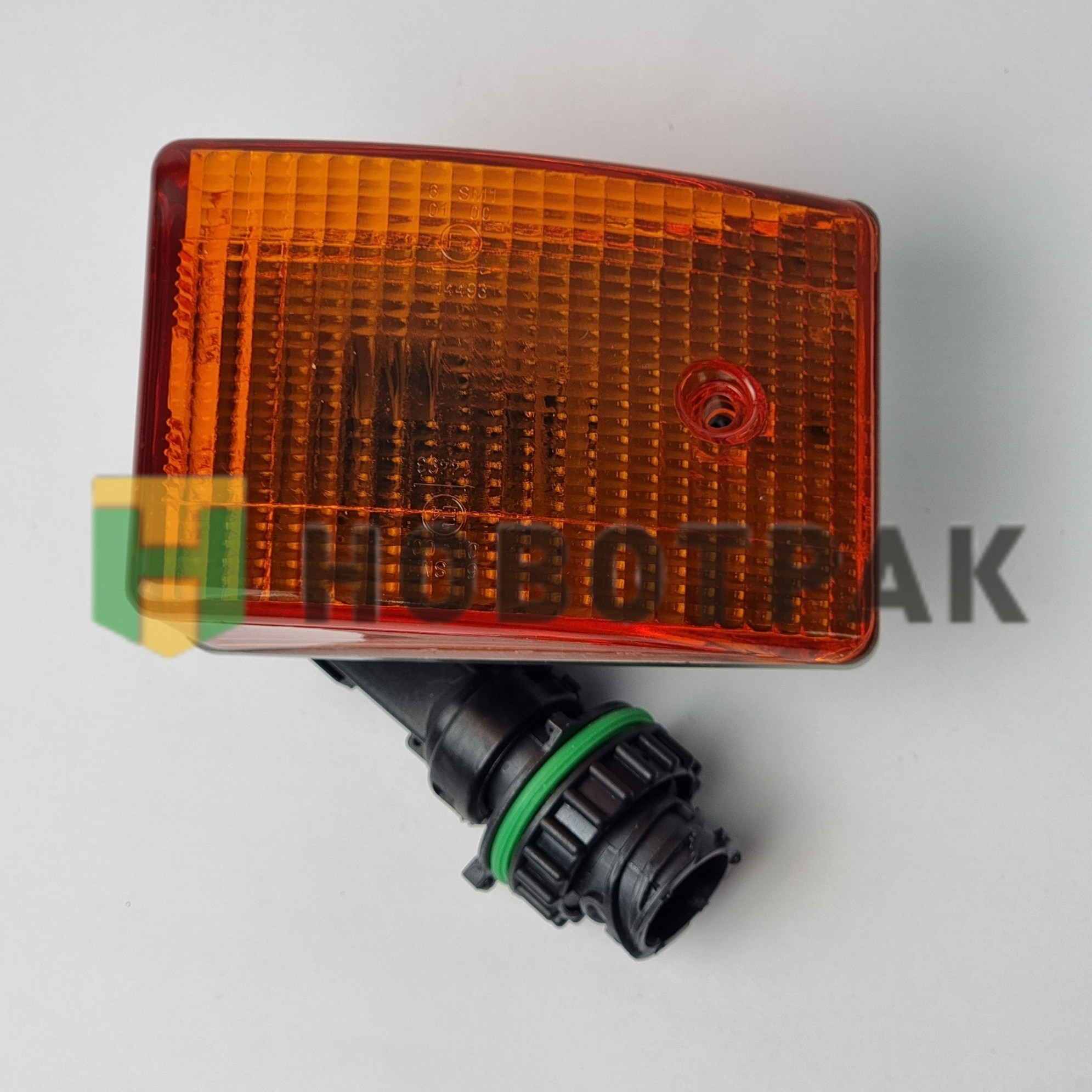 Повторитель поворотов правый MB Actros TD0350001RW