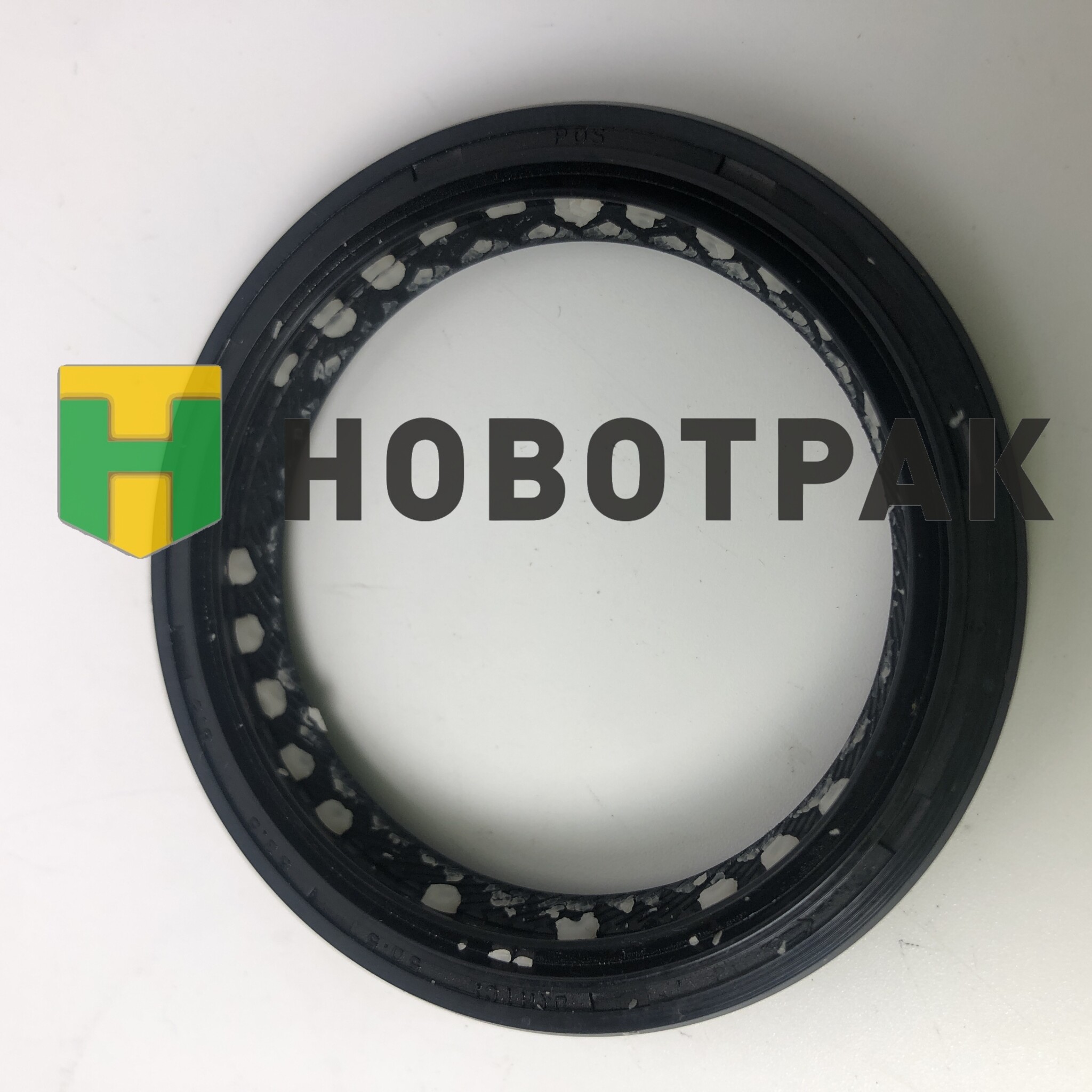Сальник КПП задний 40Х64Х9 Isuzu NQR71/75 8972535521