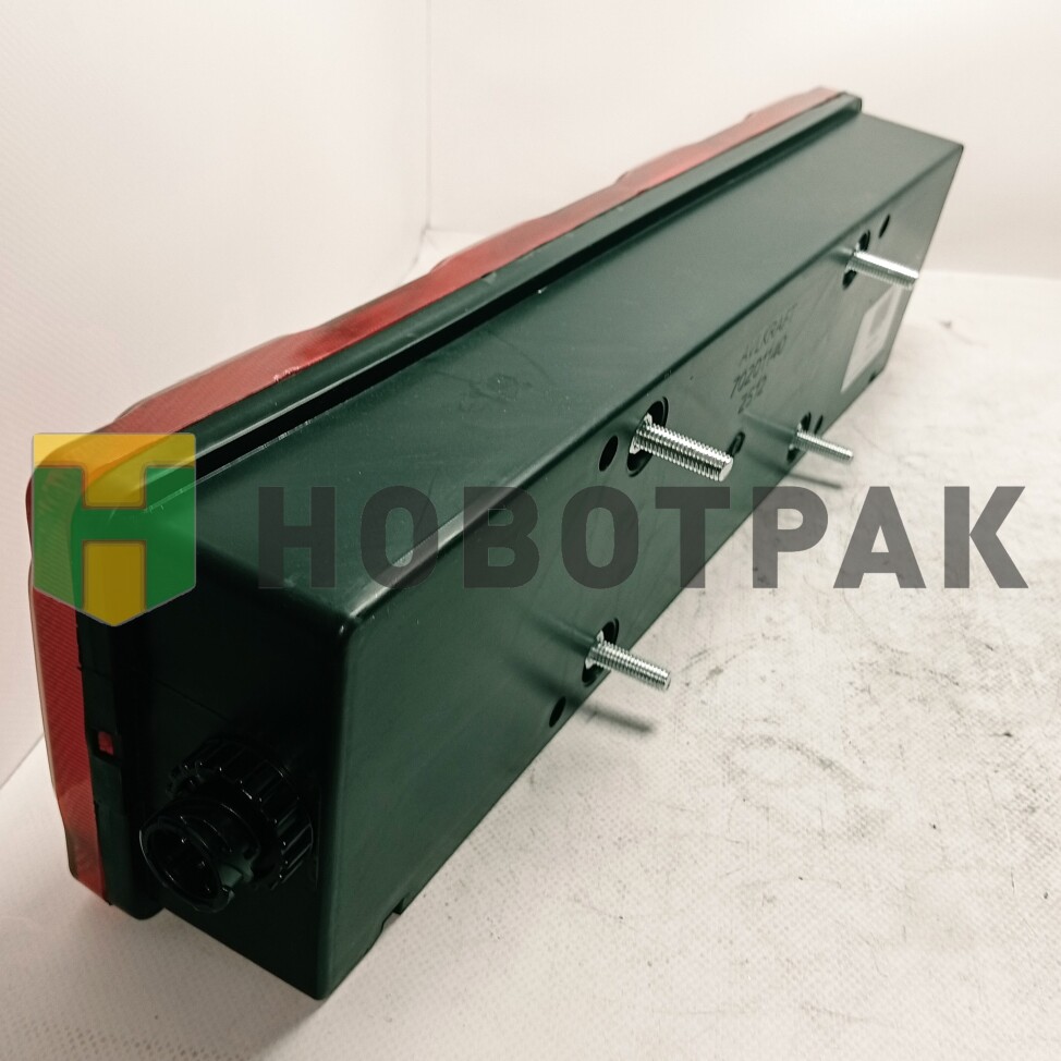 Фонарь задний правый SITRAK/HOWO 70201140