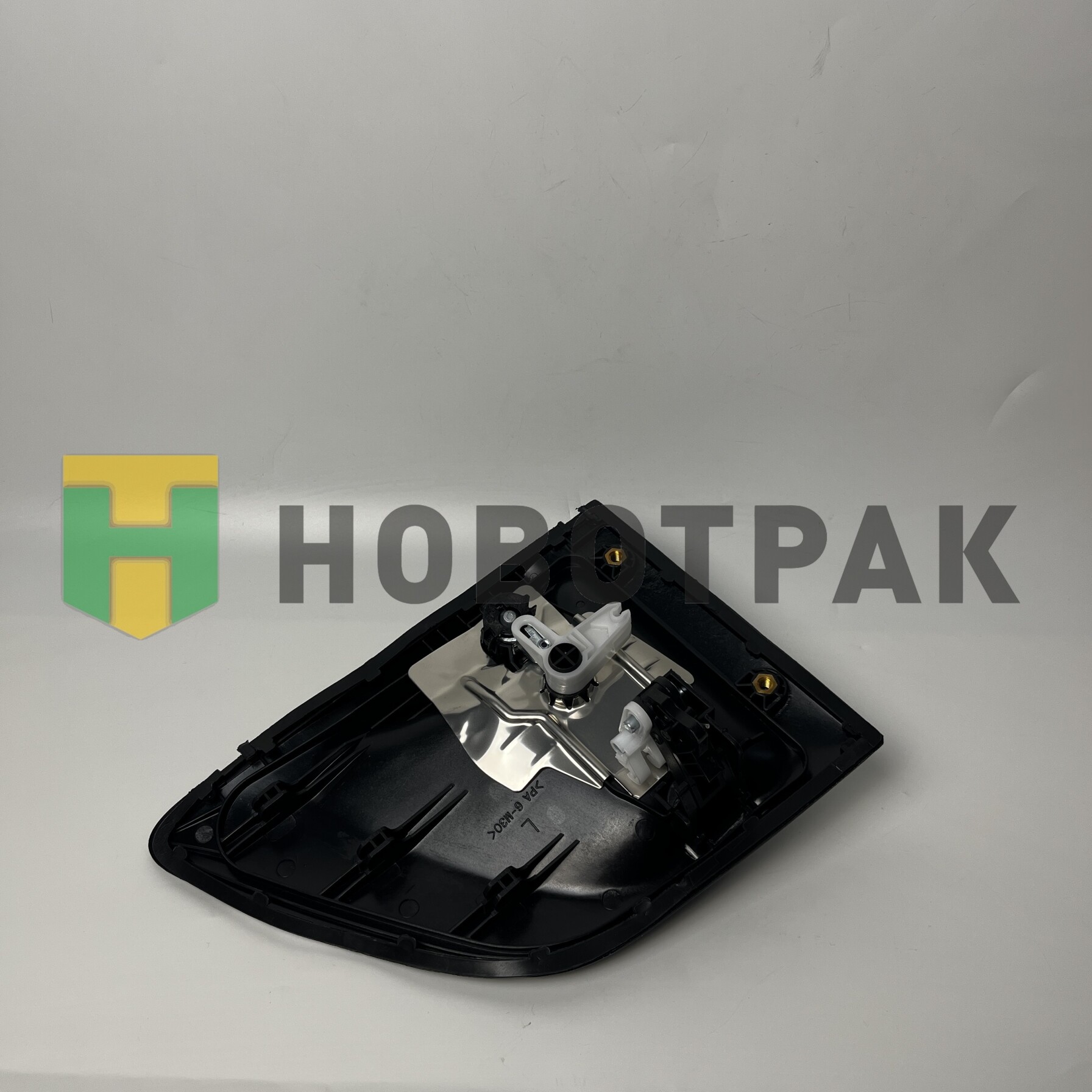 Ручка двери Scania (с личинкой и ключами) левая TD0752074BL