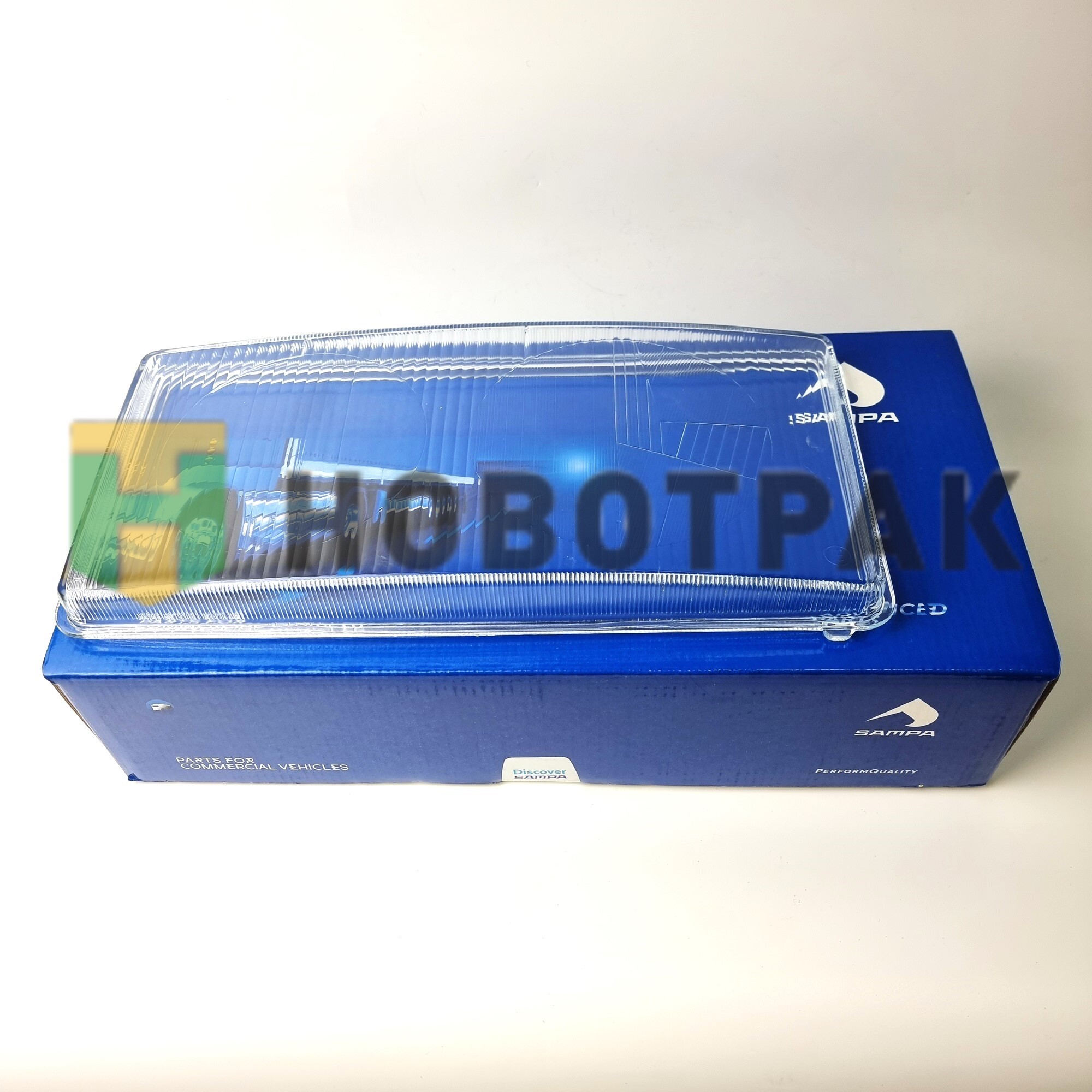 Cтекло фары левое MAN F2000 022036