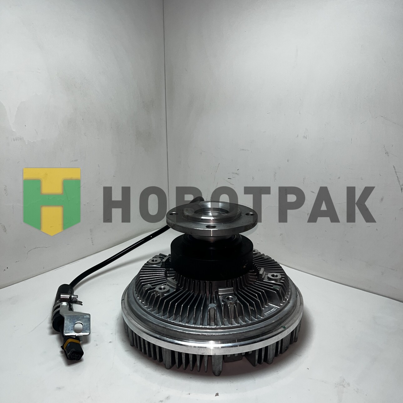 Гидромуфта вентилятора MAN D2066 D205mm 7063415