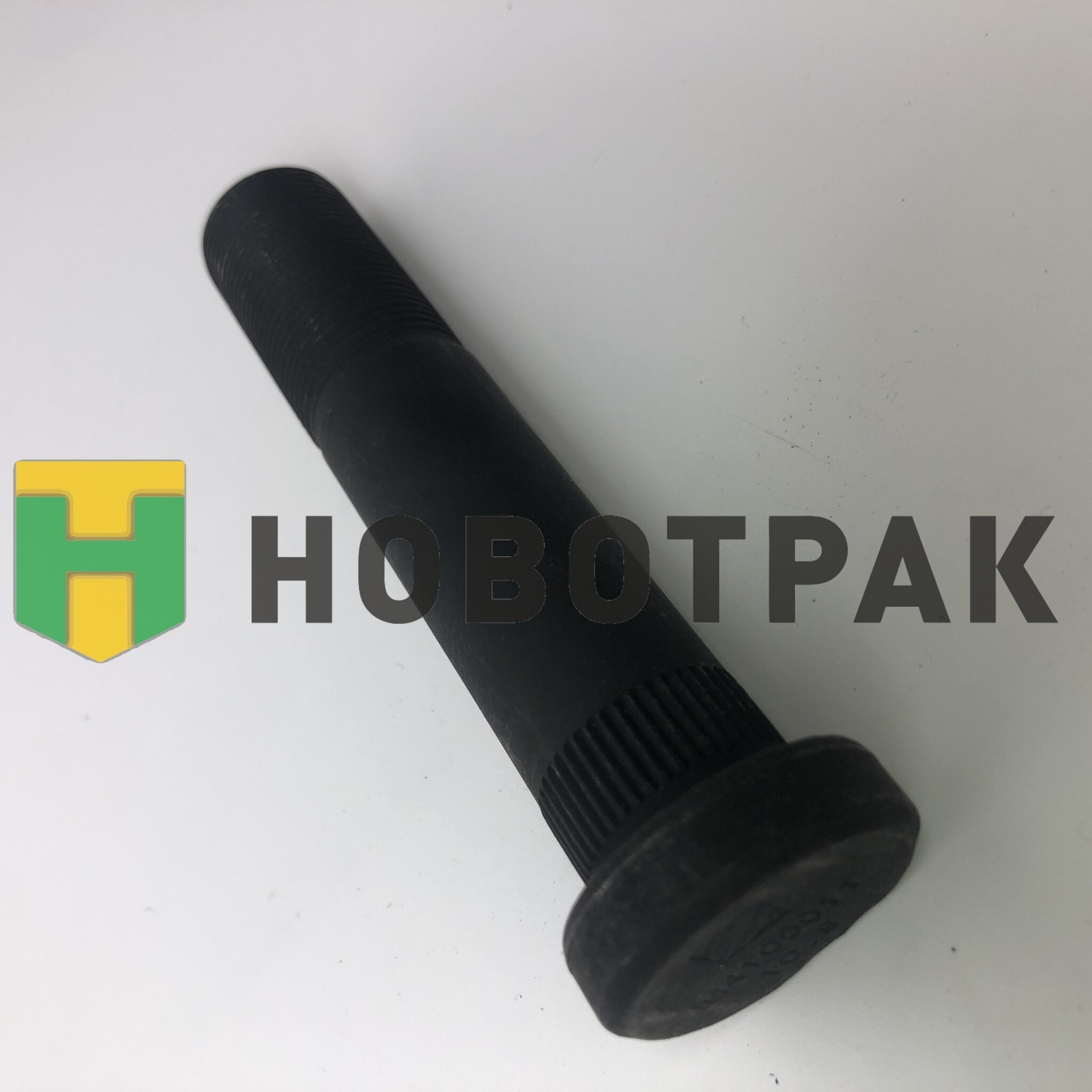 Болт колесный задний Iveco M22-1.5-119 M4100011