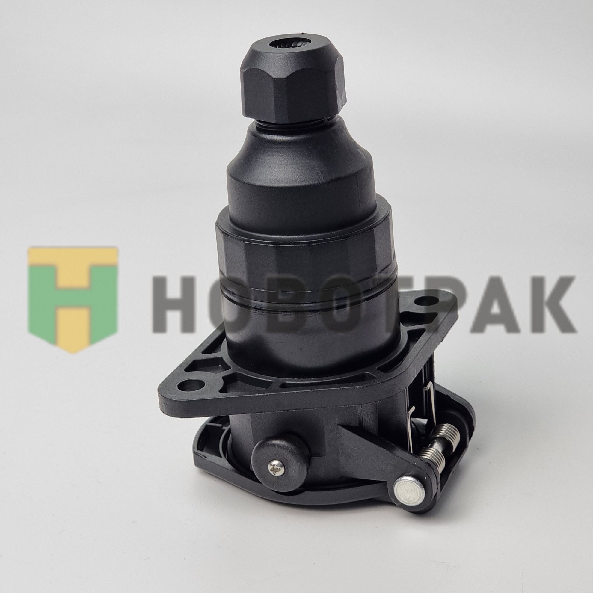Розетка 7 полюсов EBS M7334001