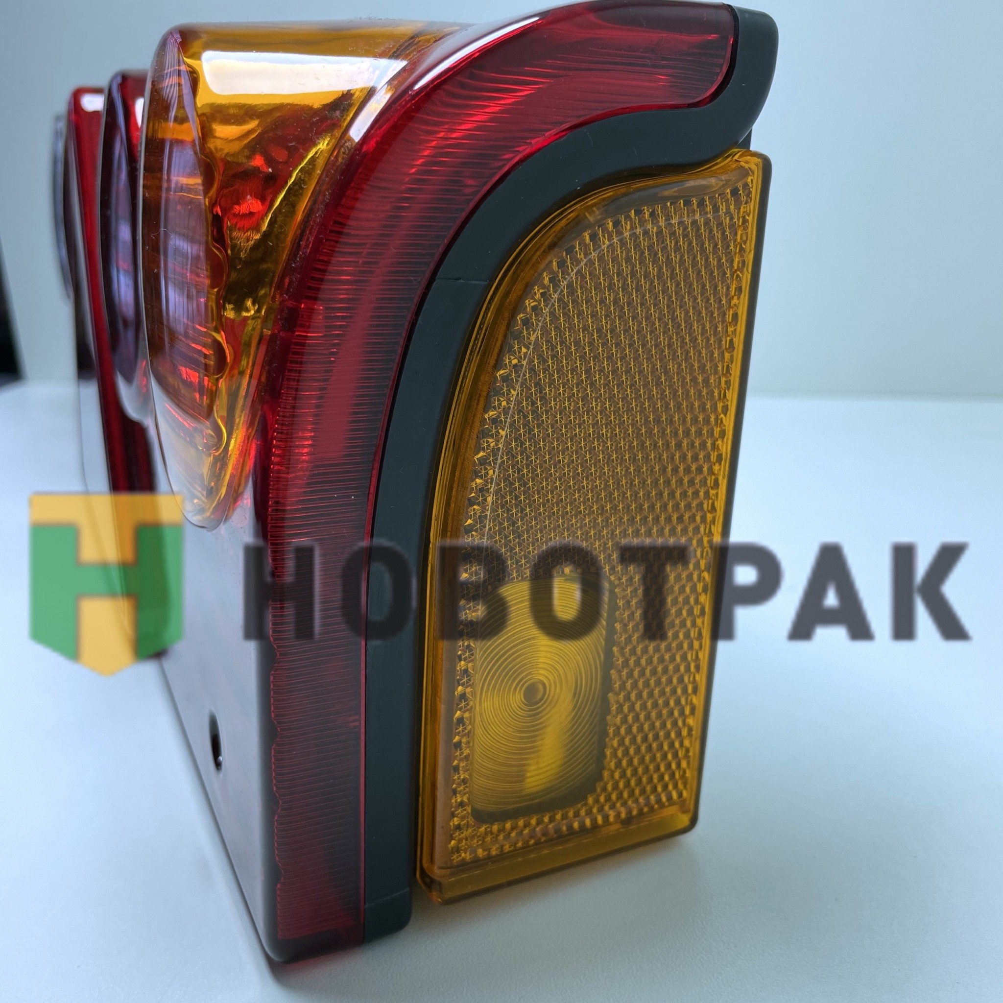 Фонарь задний правый EUROPOINT II