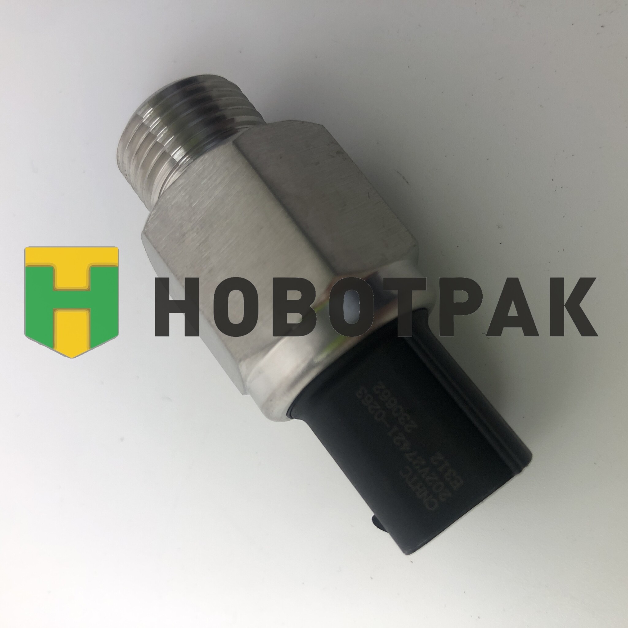 Датчик давления топлива HOWO T5G MC11/MC13