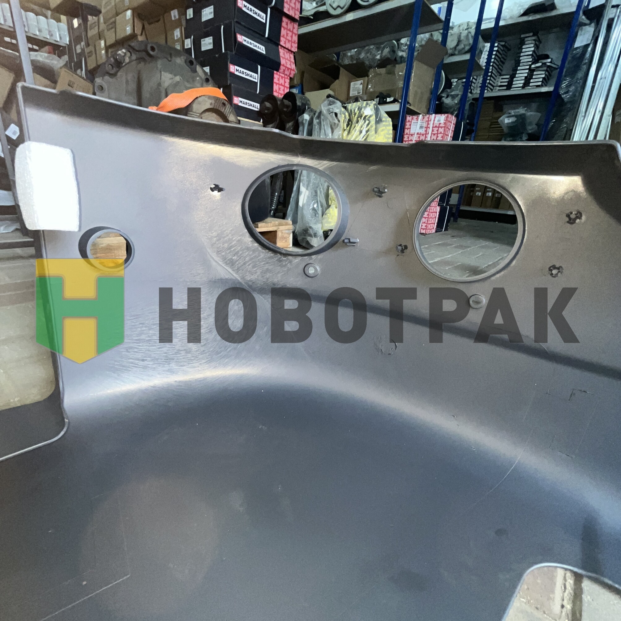 Угол бампера левый низкий SCANIA 4/5 SK430011001