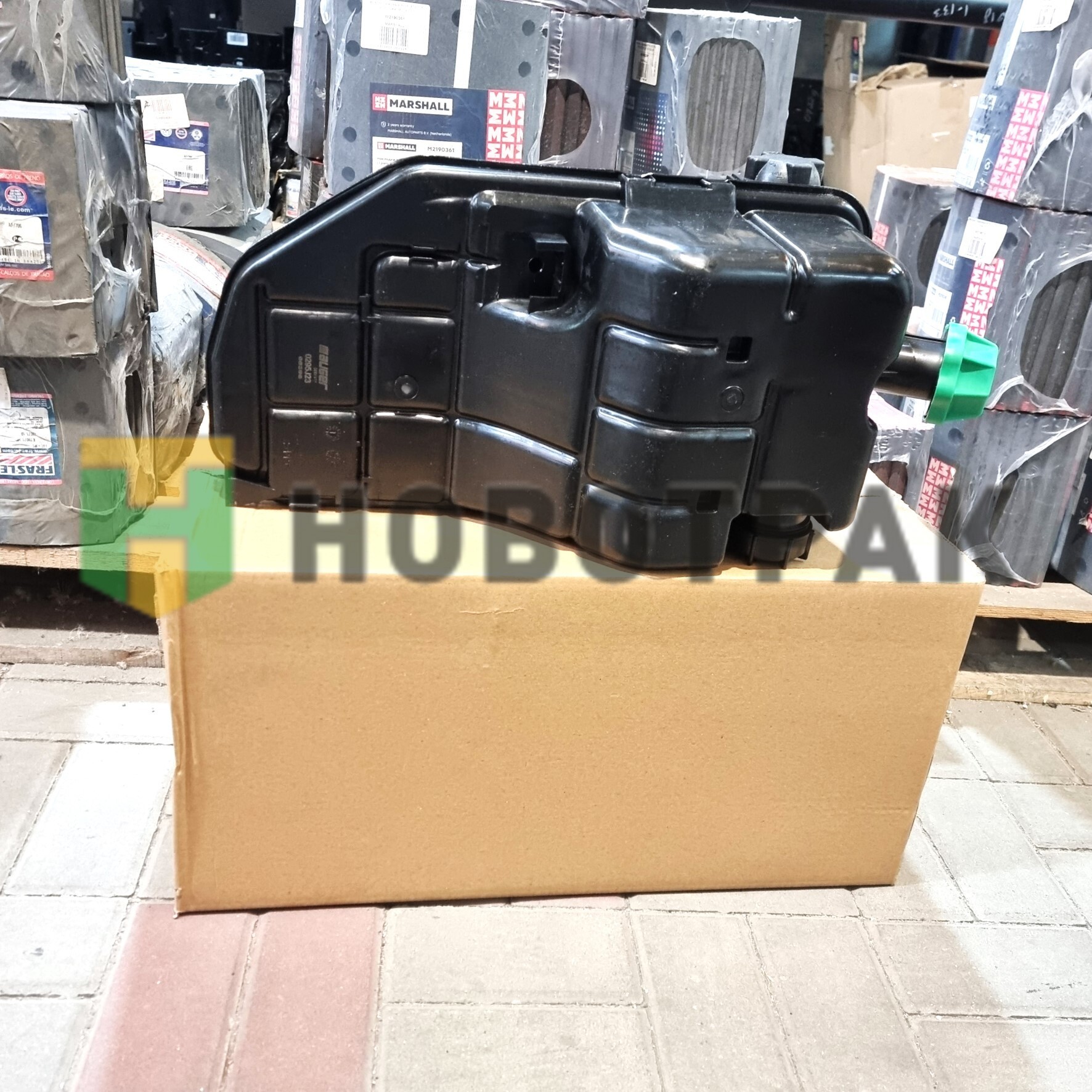Расширительный бачок MB ACTROS MP1/MP2 66398