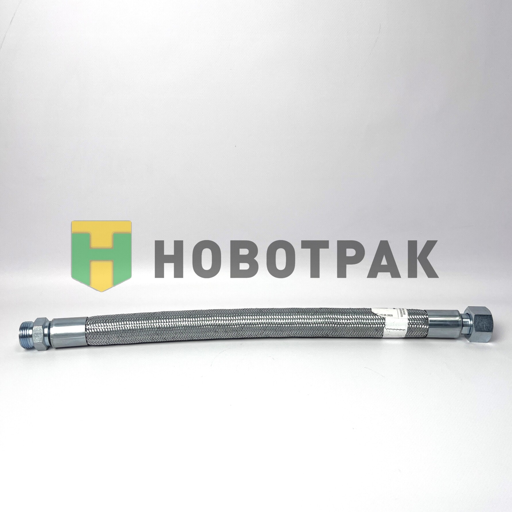 Шланг тормозной КАМАЗ-6580 М30 L=640 бронированный 49013350606055