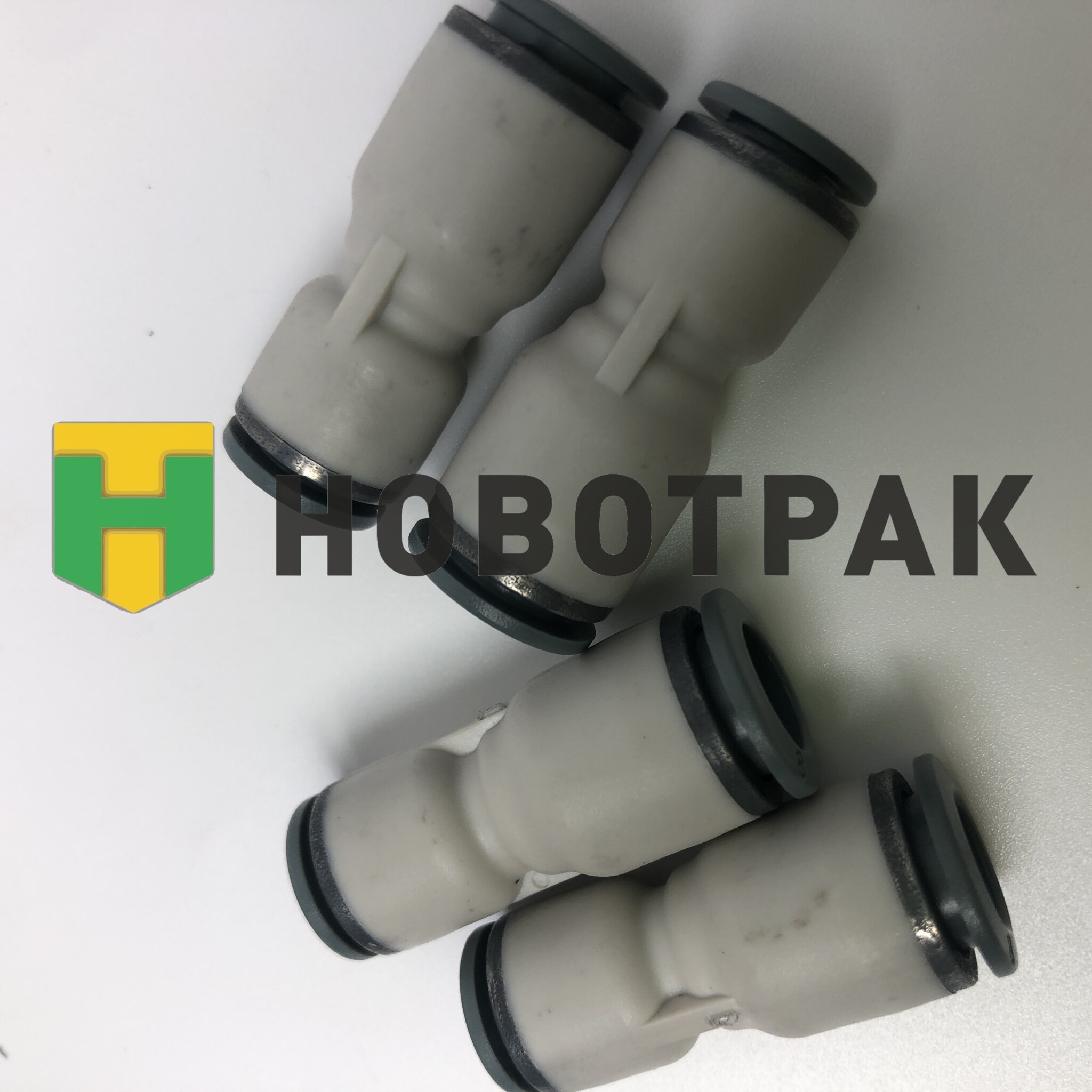Фитинг прямой понижающий (технополимер) 8-6мм R758068