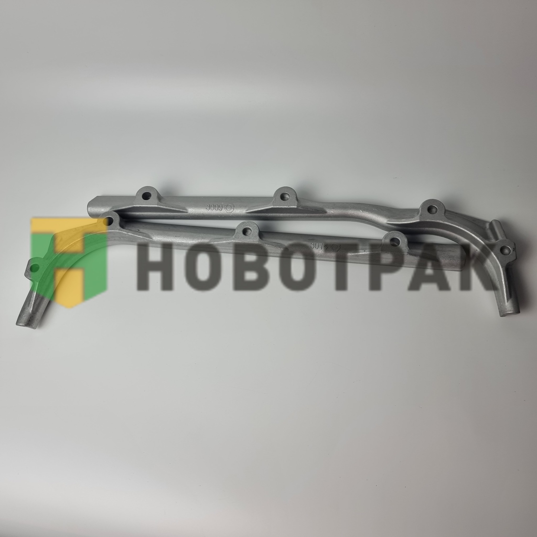 Крепление поддона двигателя