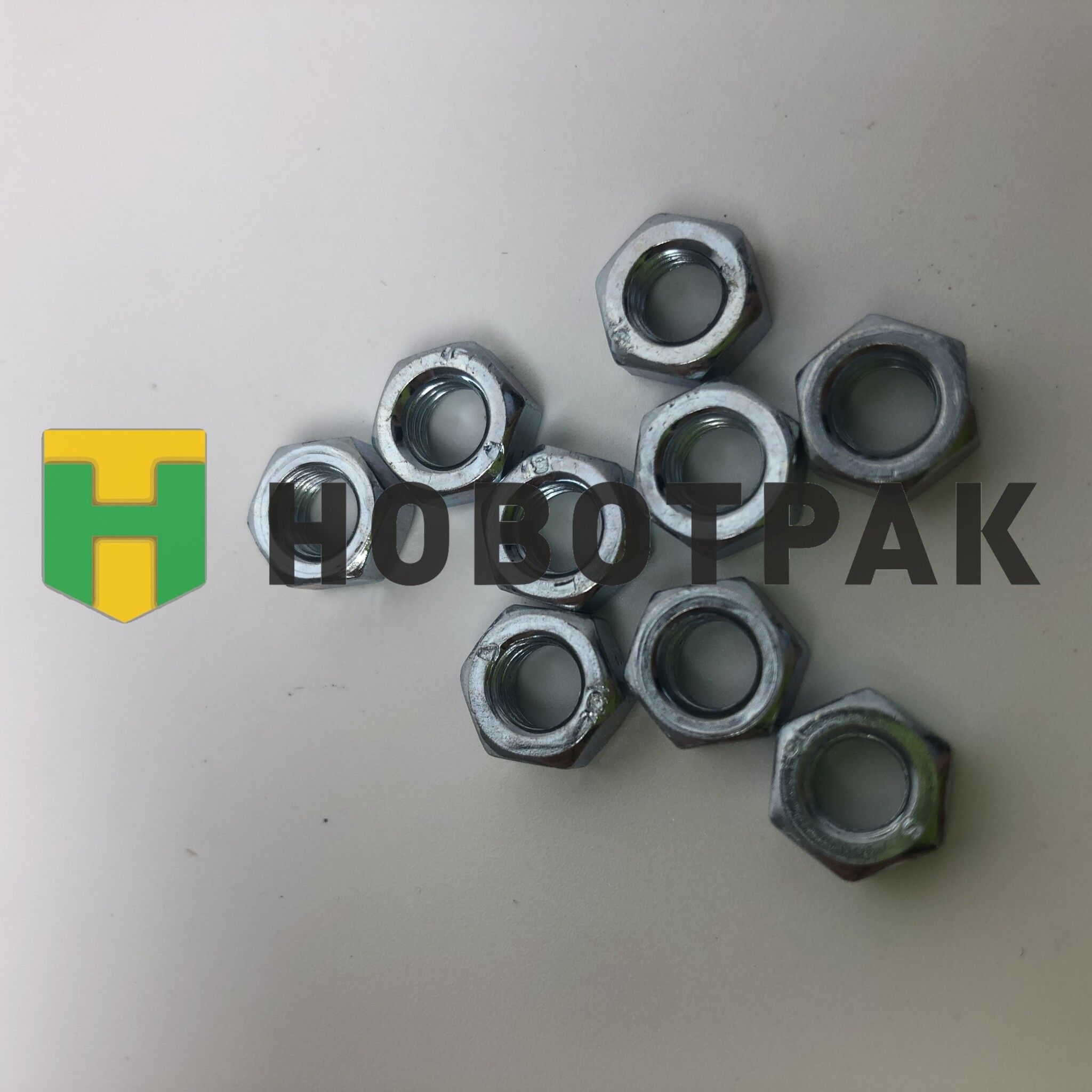 Гайка шестигранная M6 03176