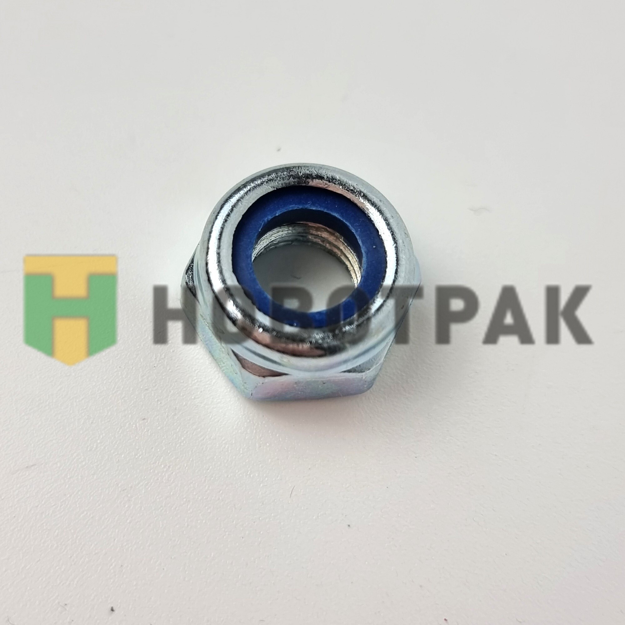 Гайка самоконтрящаяся М10 036810