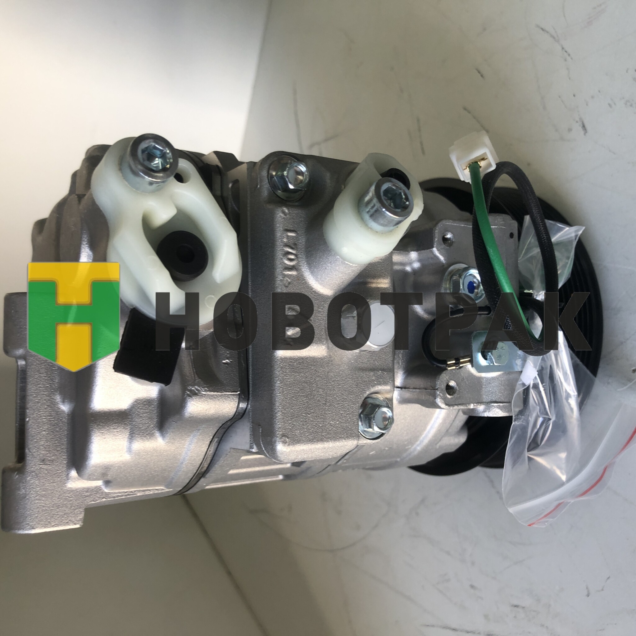 Компрессор кондиционера Actros MP2/MP3 32413