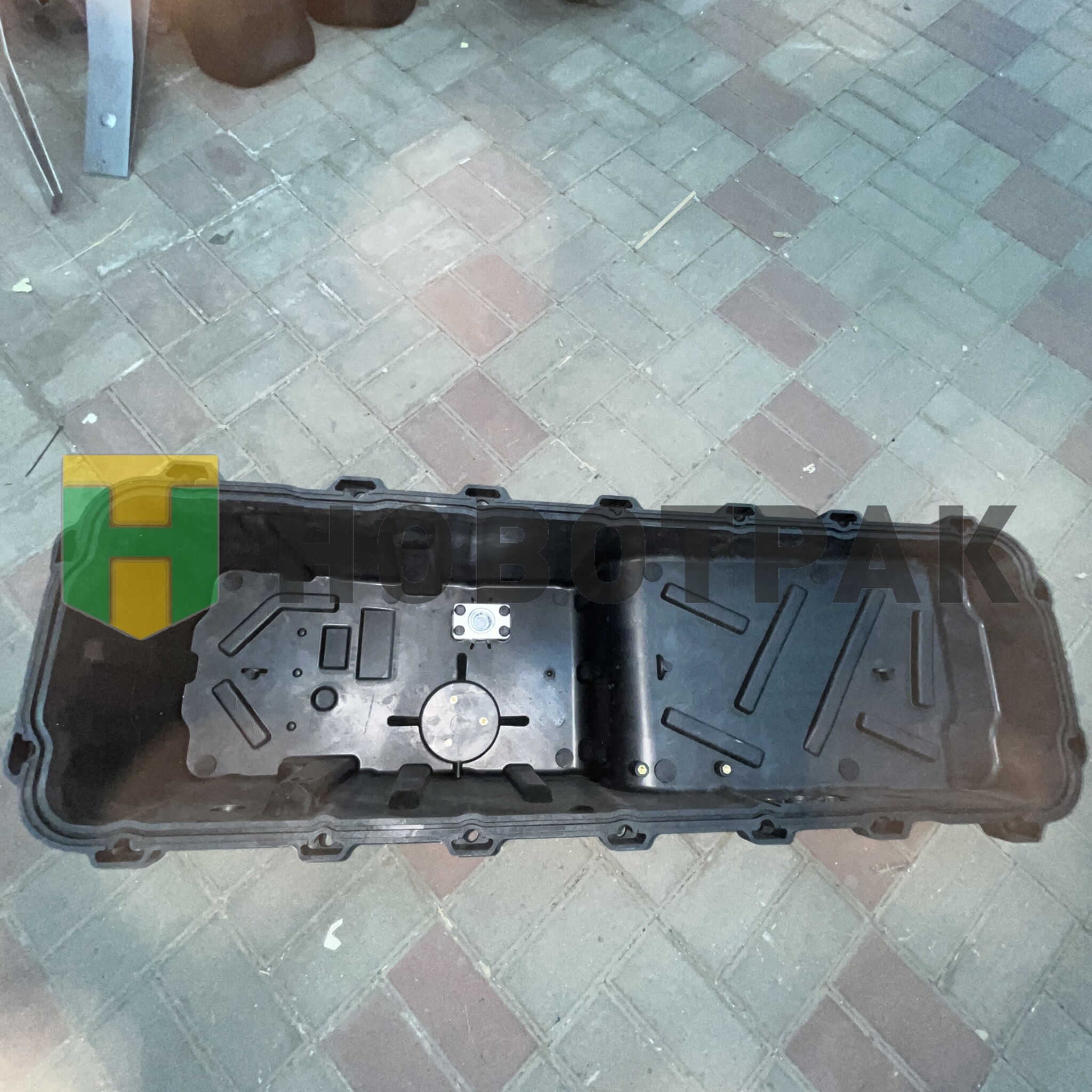 Поддон картера двигателя RVI/VOLVO (пластик) 78937
