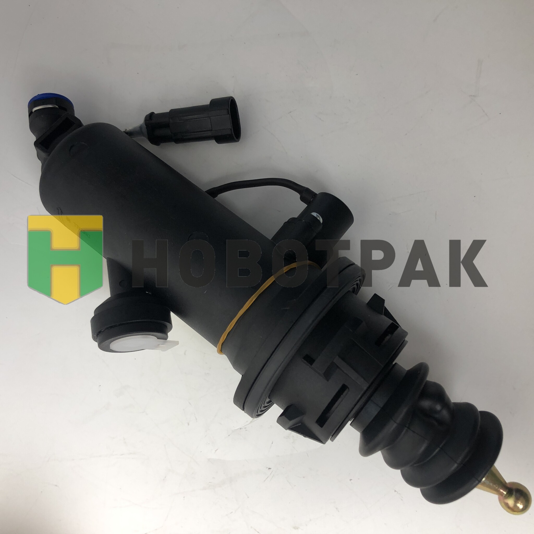 Цилиндр сцепления главный HOWO/SITRAK 711W3071561521