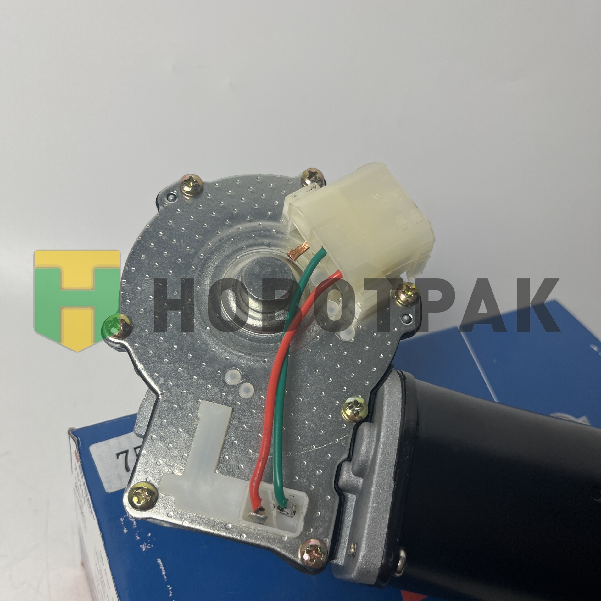 Моторчик стеклоочистителя MAN/MB/SC/RVI 24V 75211
