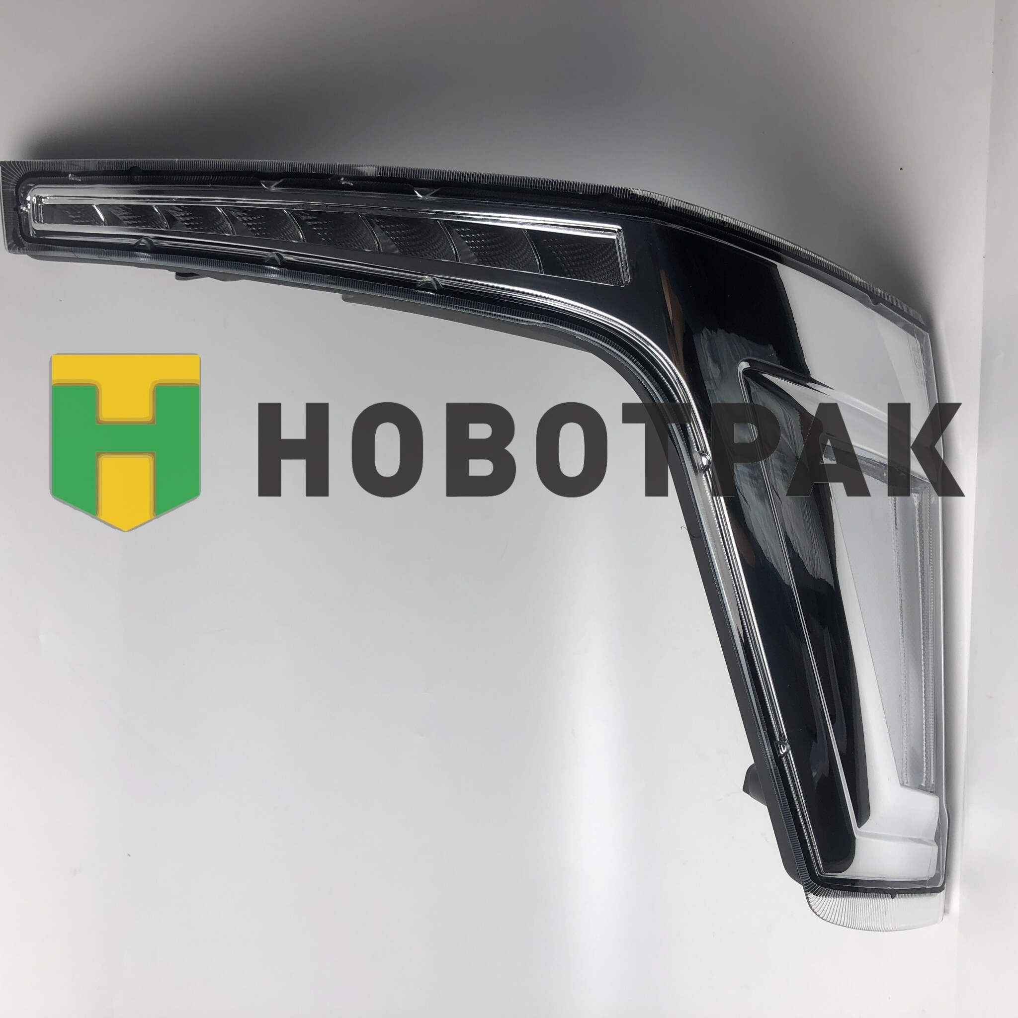 Указатель поворота RVI Premium/Lander правый 7482622149/505805