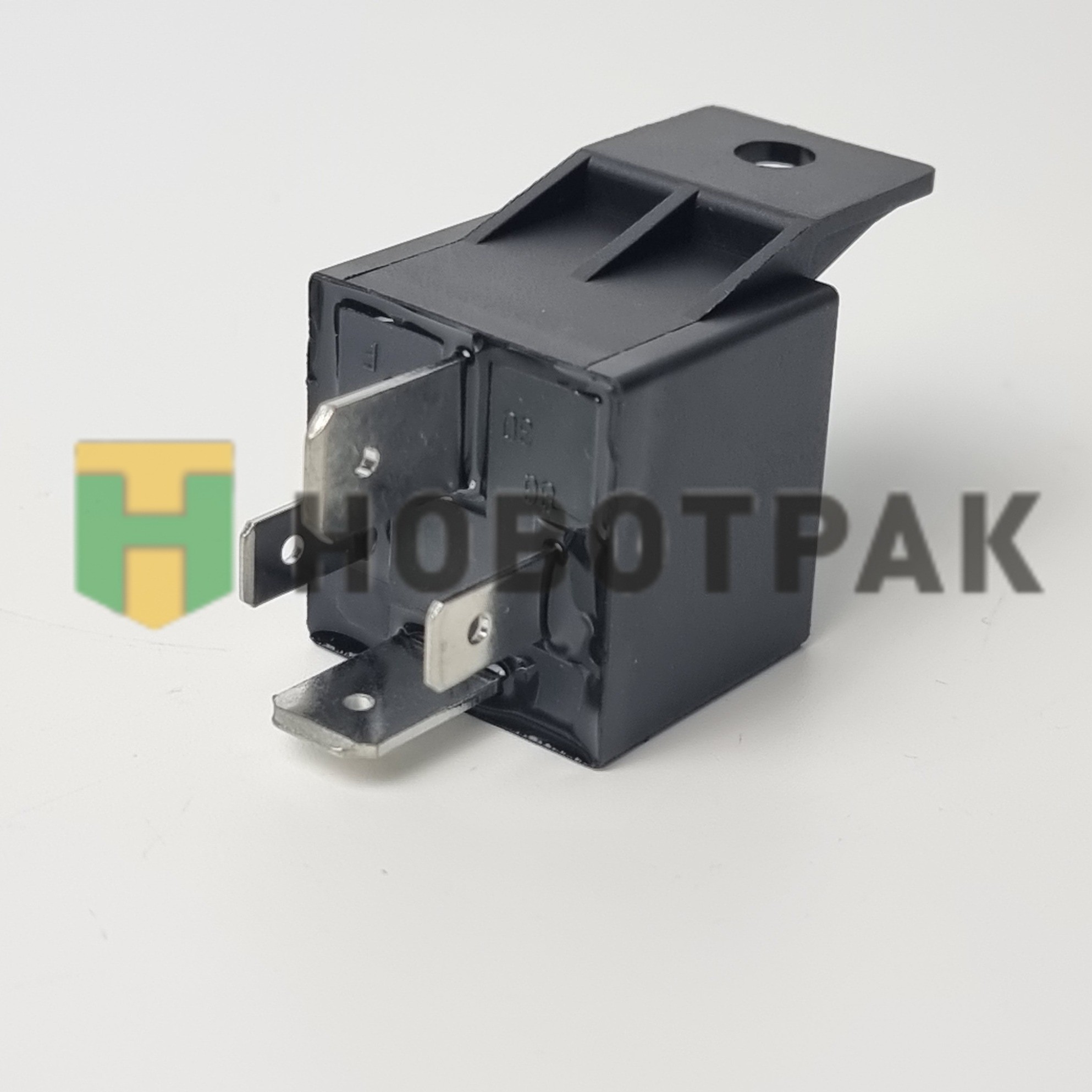 Реле 4 контакта 70А 316035